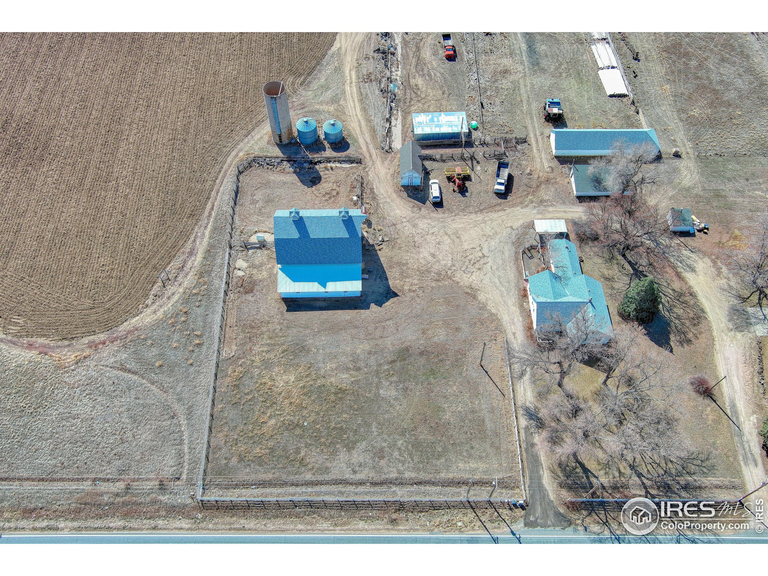 2237 W County Road 8