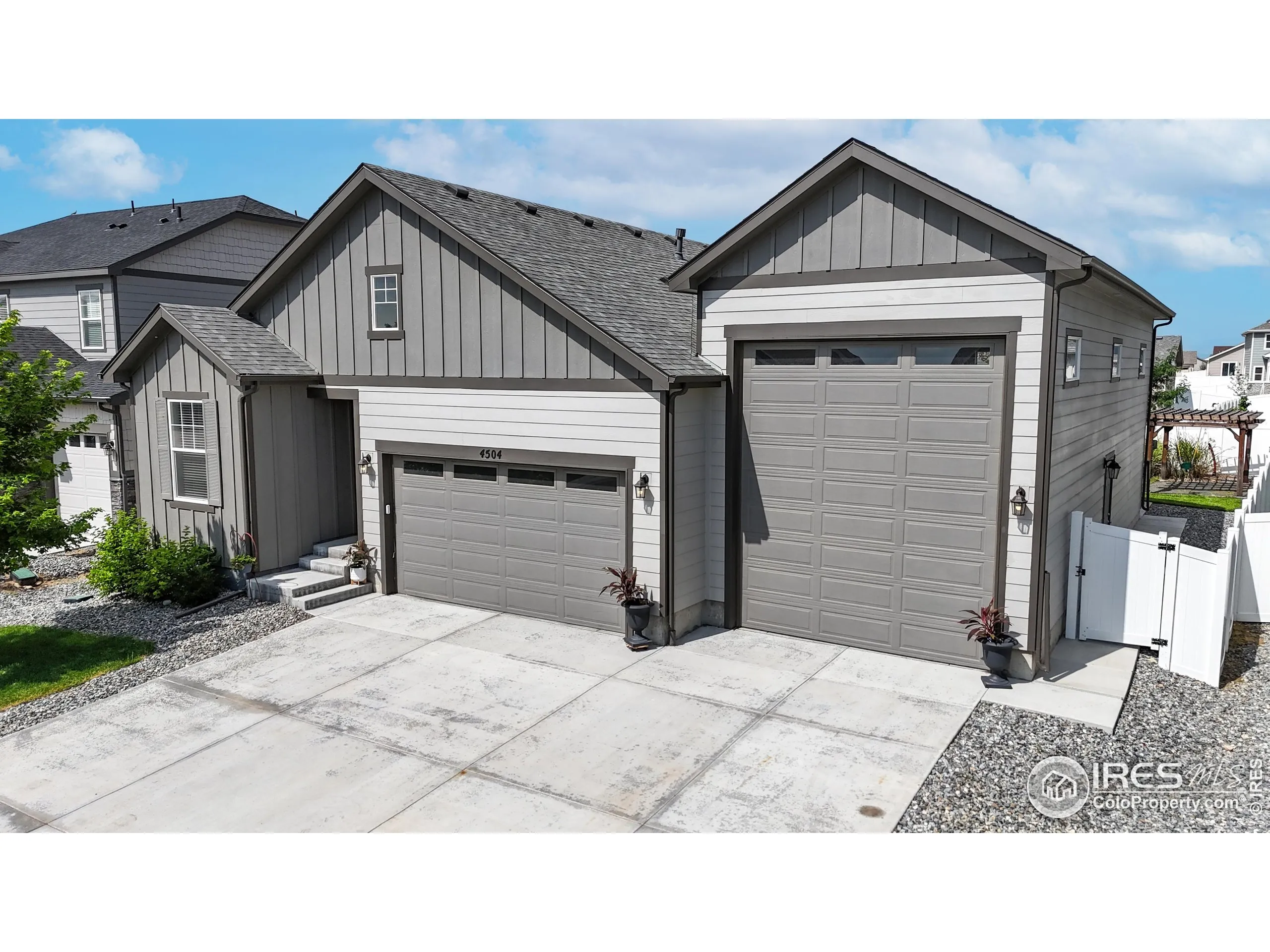 Windsor, Colorado 80550, United States, 3 Bedrooms Bedrooms, ,2 BathroomsBathrooms,Residential,Pending,182228