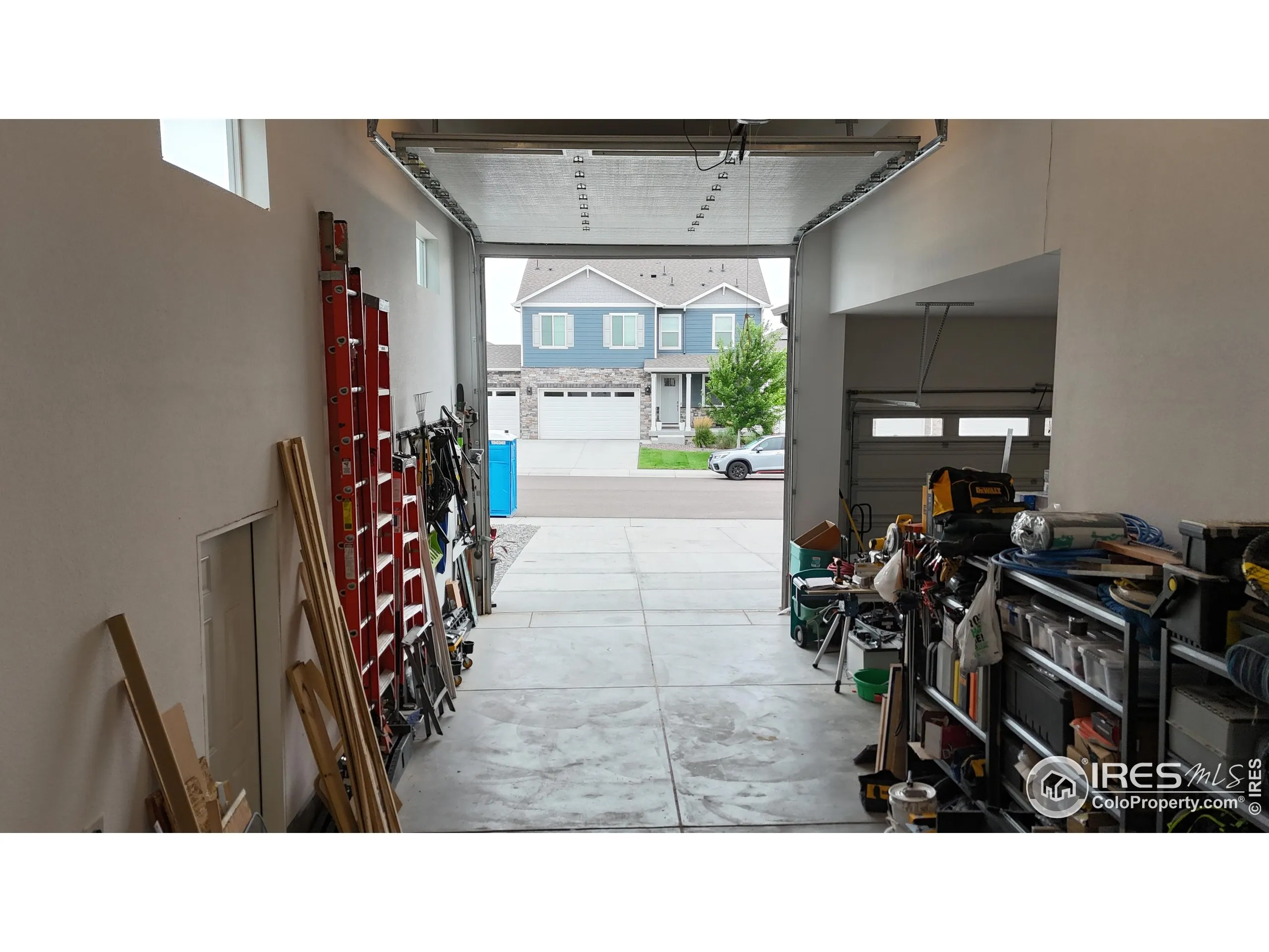 Windsor, Colorado 80550, United States, 3 Bedrooms Bedrooms, ,2 BathroomsBathrooms,Residential,Pending,182228