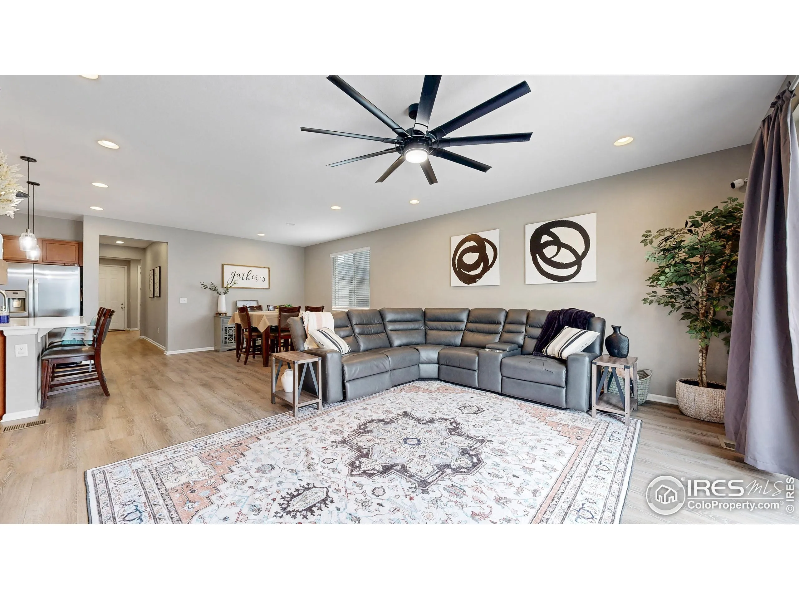 Windsor, Colorado 80550, United States, 3 Bedrooms Bedrooms, ,2 BathroomsBathrooms,Residential,Pending,182228