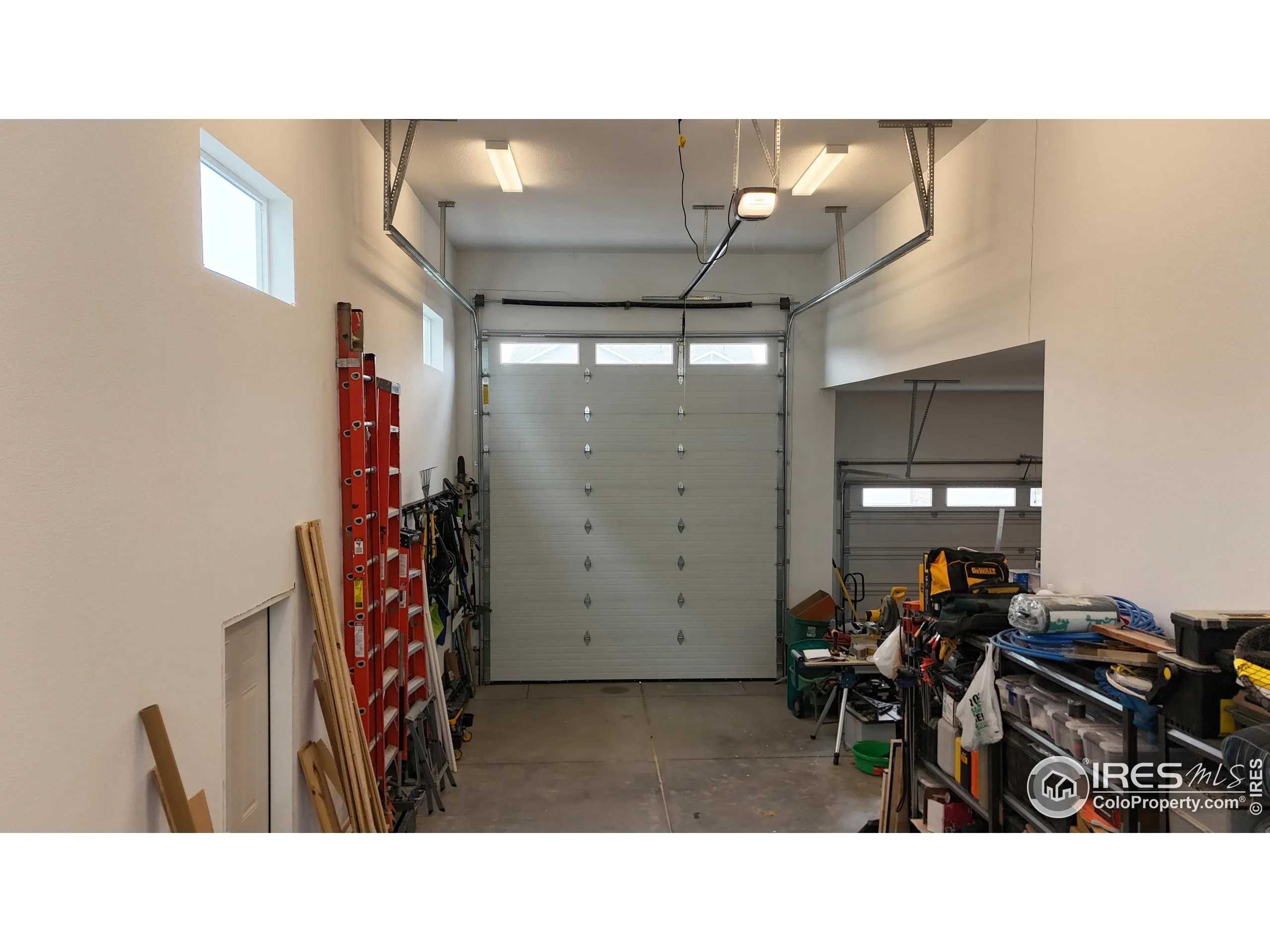 Windsor, Colorado 80550, United States, 3 Bedrooms Bedrooms, ,2 BathroomsBathrooms,Residential,Pending,182228