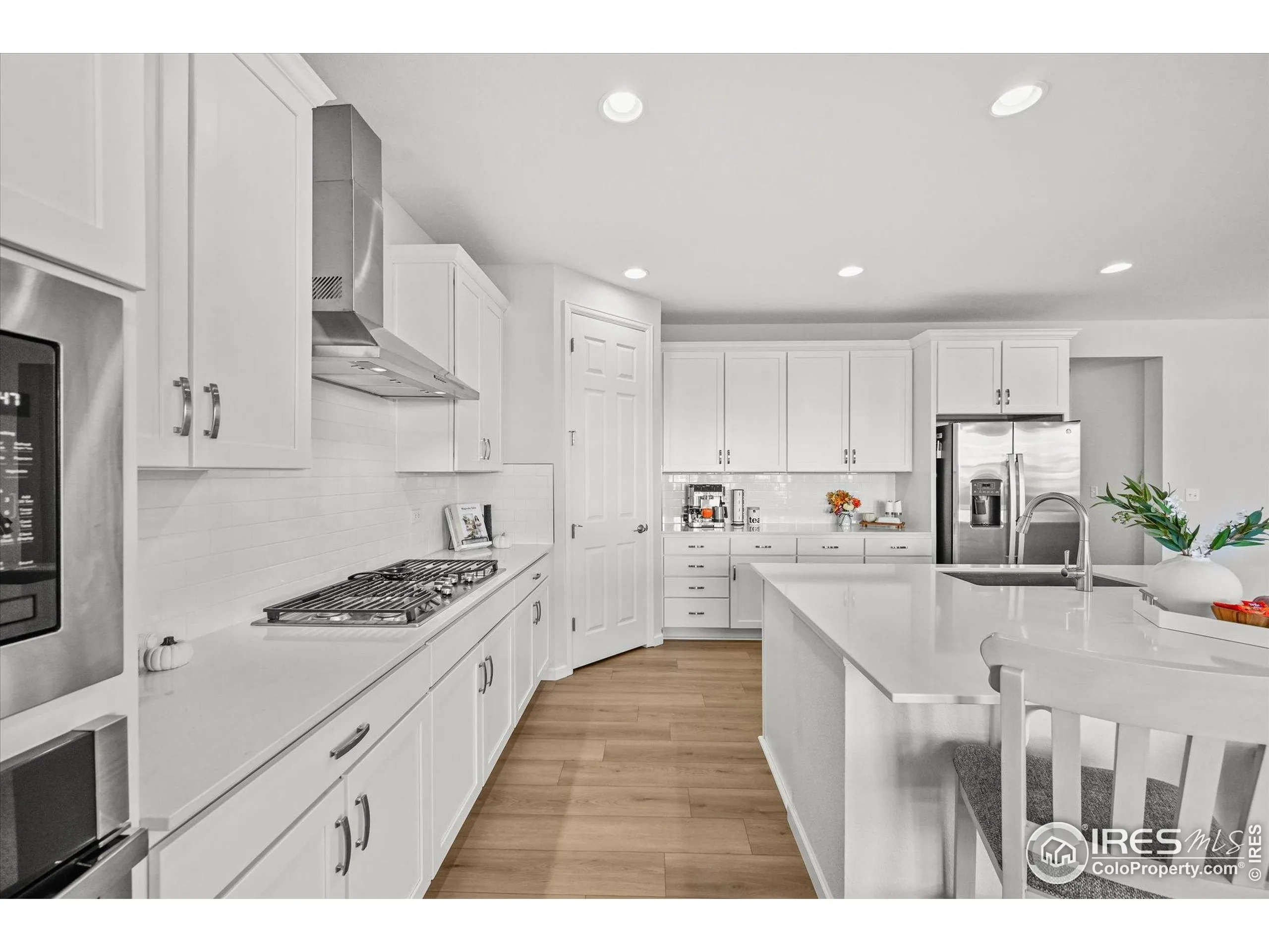 Windsor, Colorado 80550, United States, 6 Bedrooms Bedrooms, ,5 BathroomsBathrooms,Residential,Active,236916