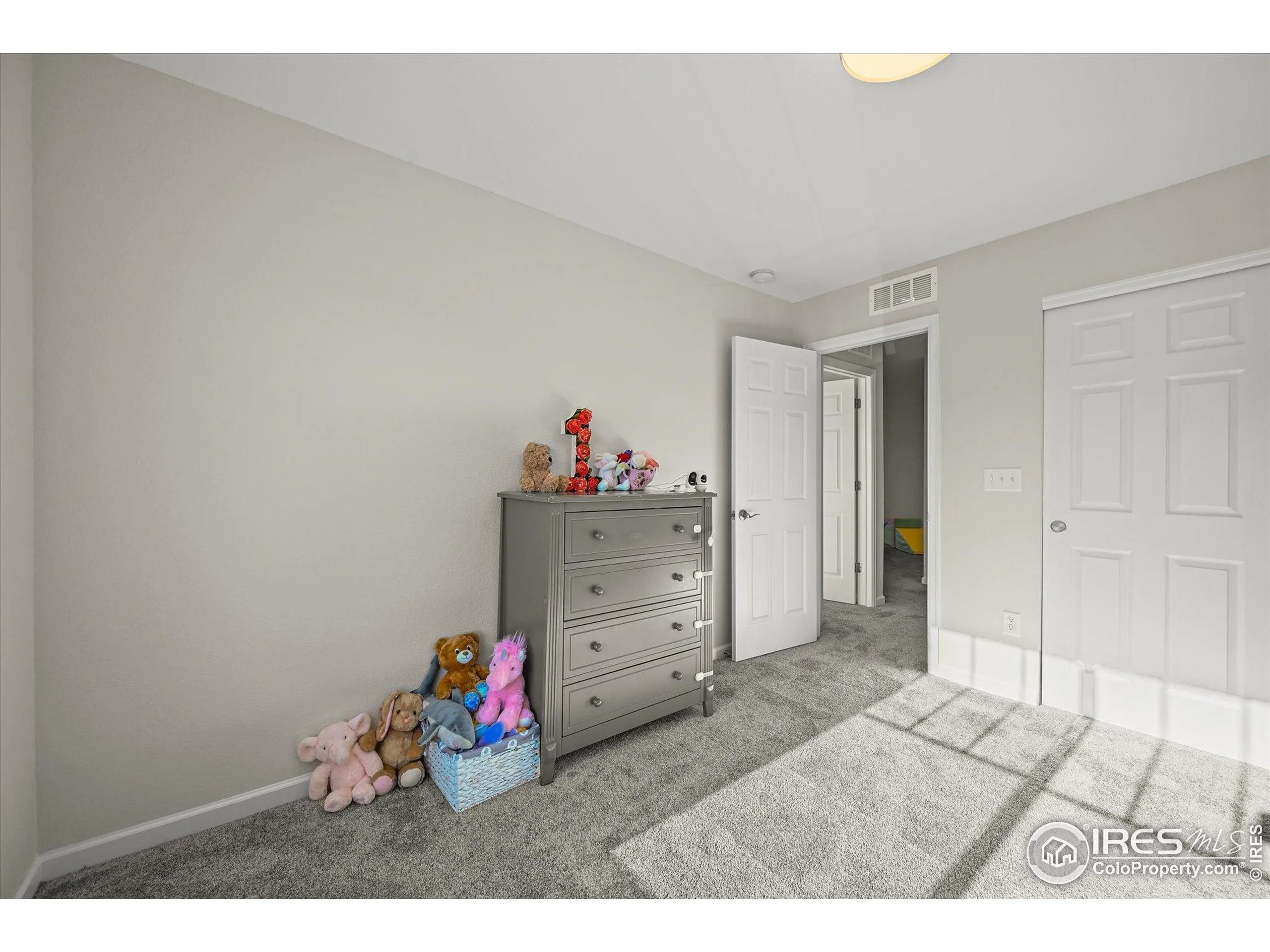 Windsor, Colorado 80550, United States, 6 Bedrooms Bedrooms, ,5 BathroomsBathrooms,Residential,Active,236916