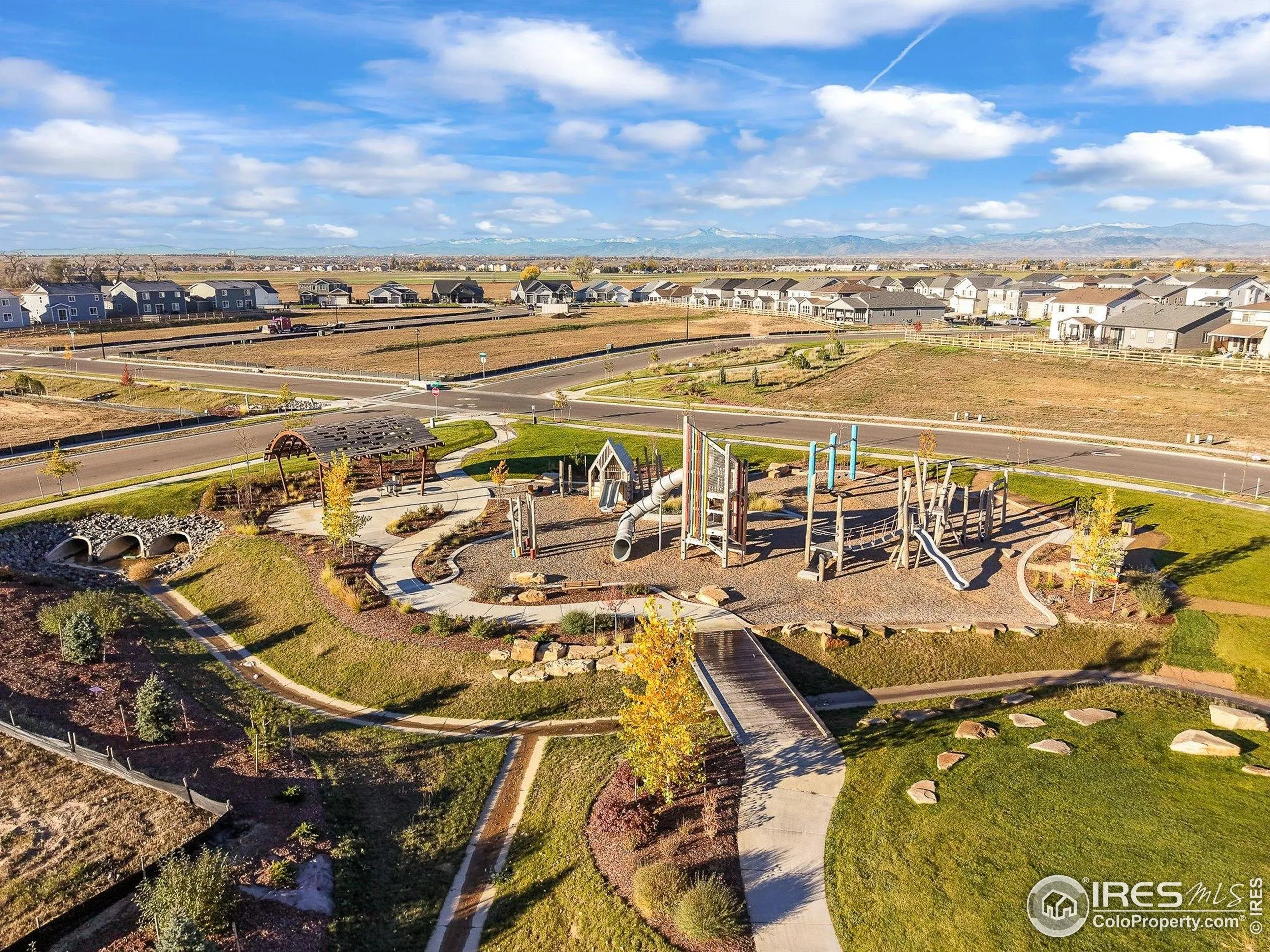 Windsor, Colorado 80550, United States, 6 Bedrooms Bedrooms, ,5 BathroomsBathrooms,Residential,Active,236916