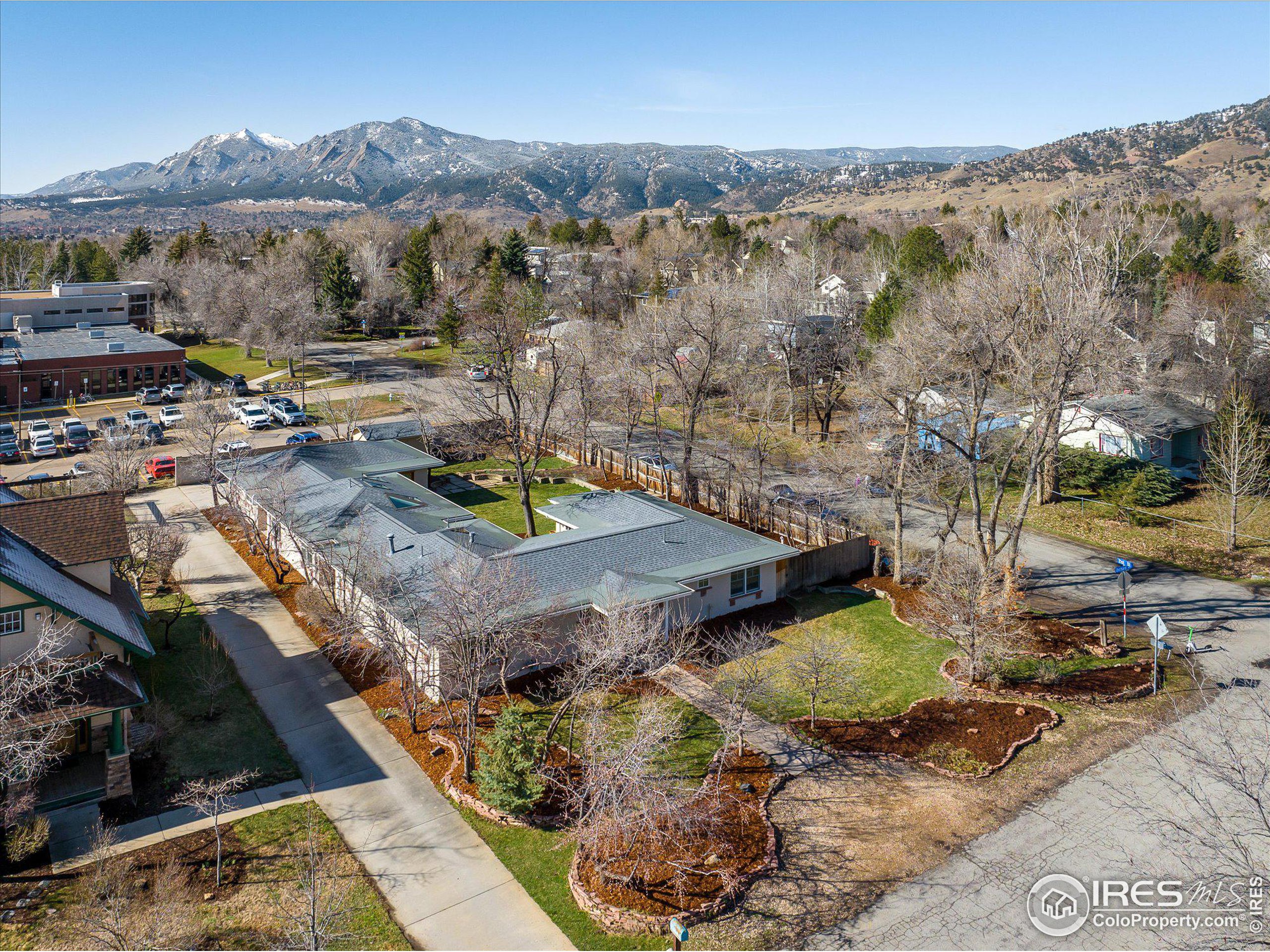View Boulder, CO 80304 property