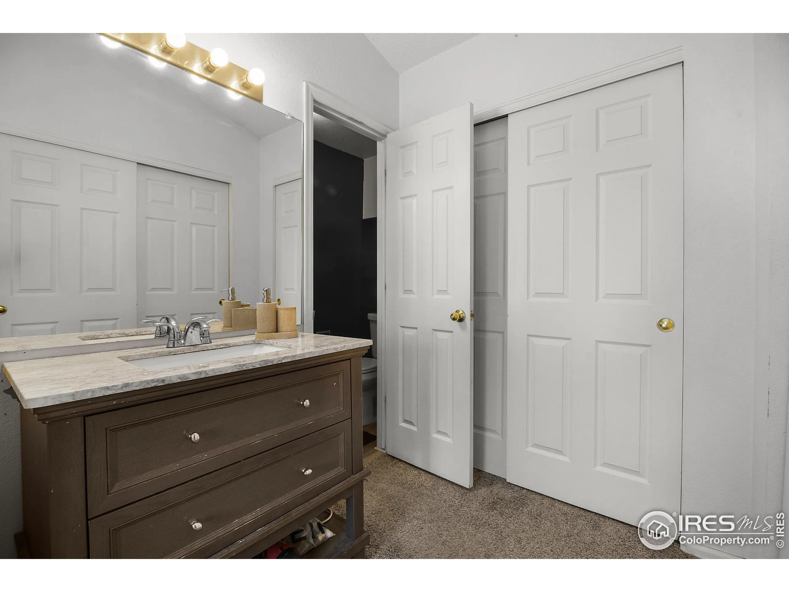 Brighton, Colorado 80601, United States, 4 Bedrooms Bedrooms, ,3 BathroomsBathrooms,Residential,Active,87975