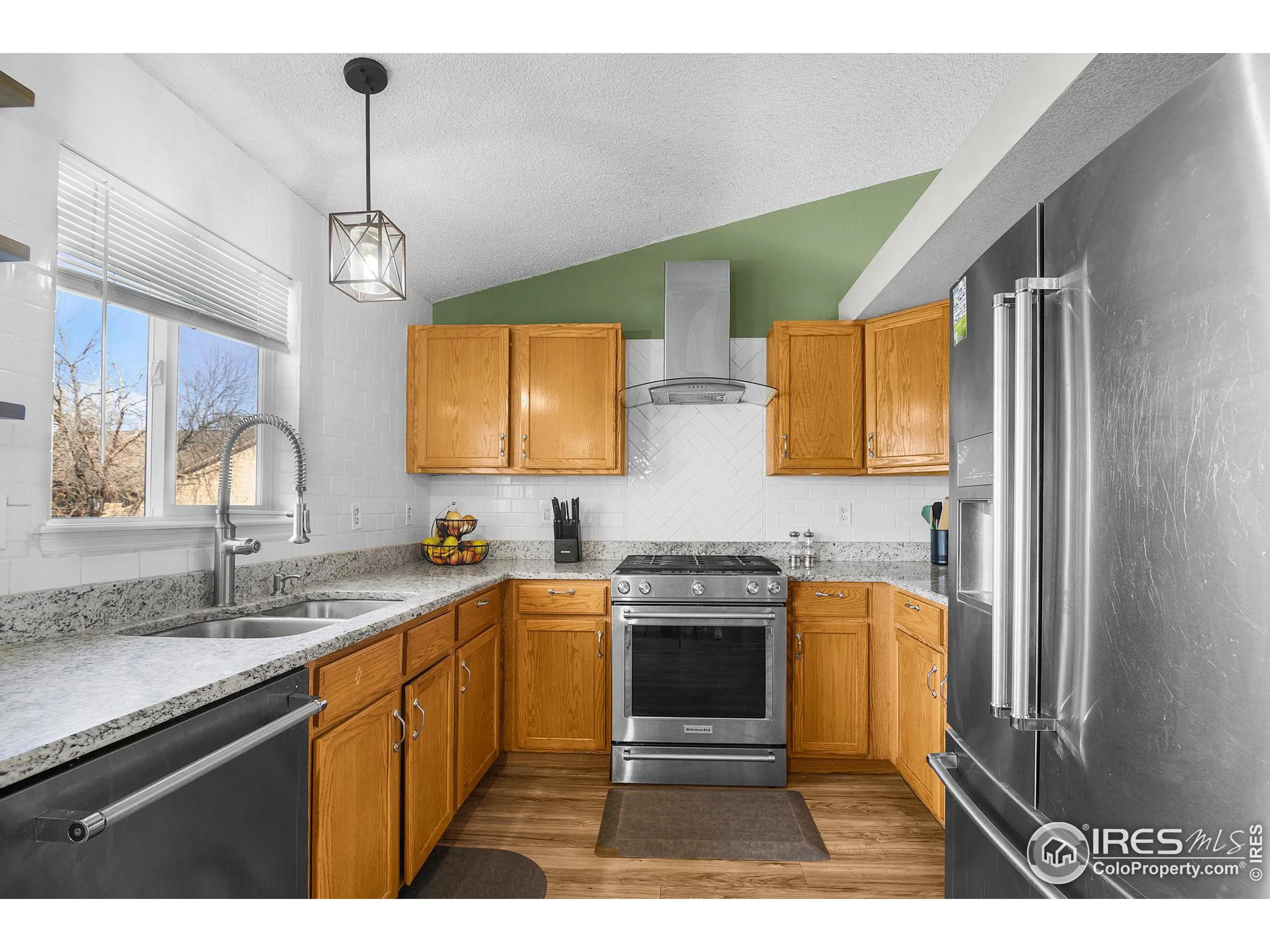 Brighton, Colorado 80601, United States, 4 Bedrooms Bedrooms, ,3 BathroomsBathrooms,Residential,Active,87975