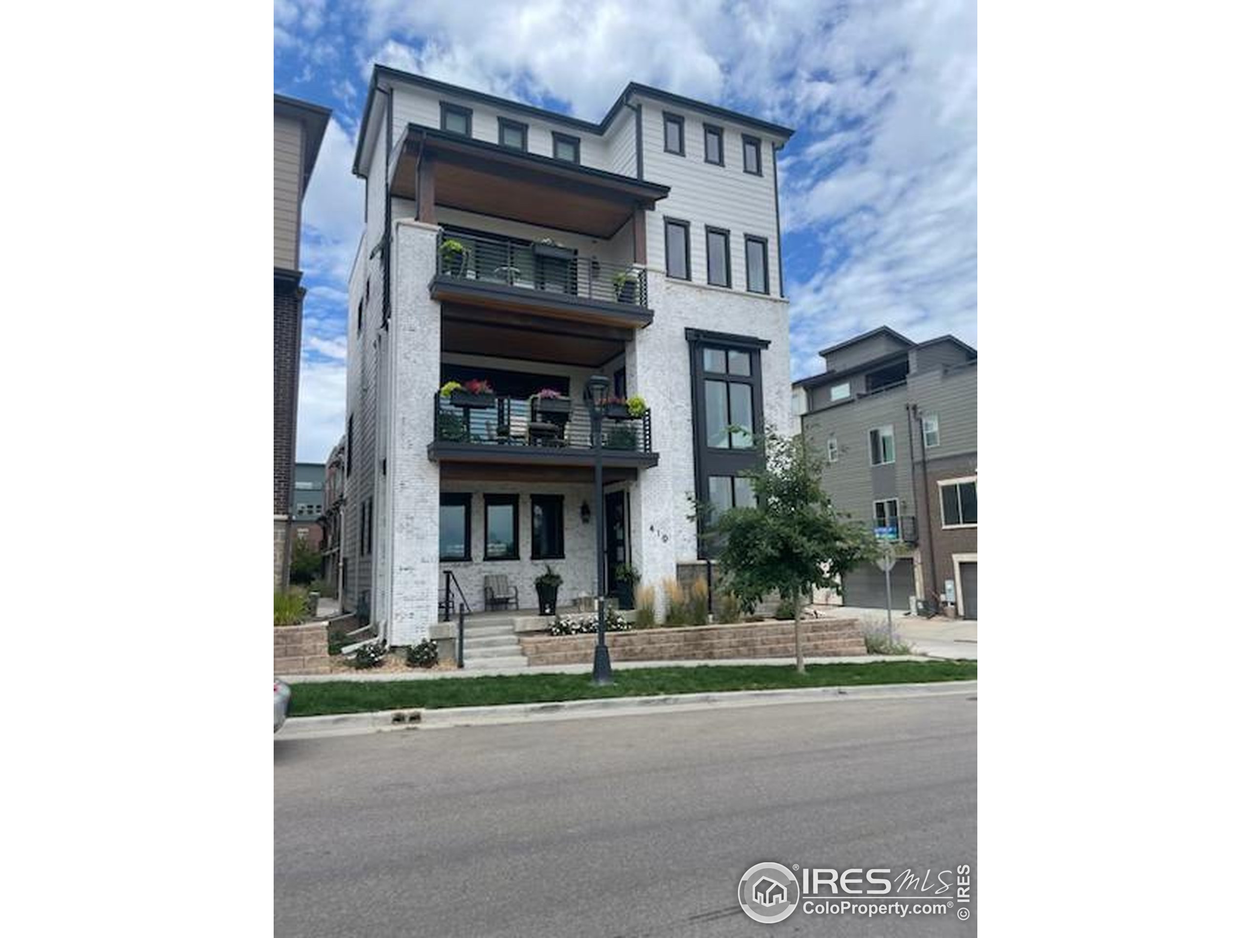 Listing image 1