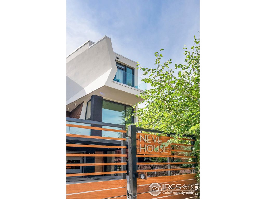 Photo of 944 Arapahoe Ave B, Boulder, CO 80302 (MLS # 1044355)