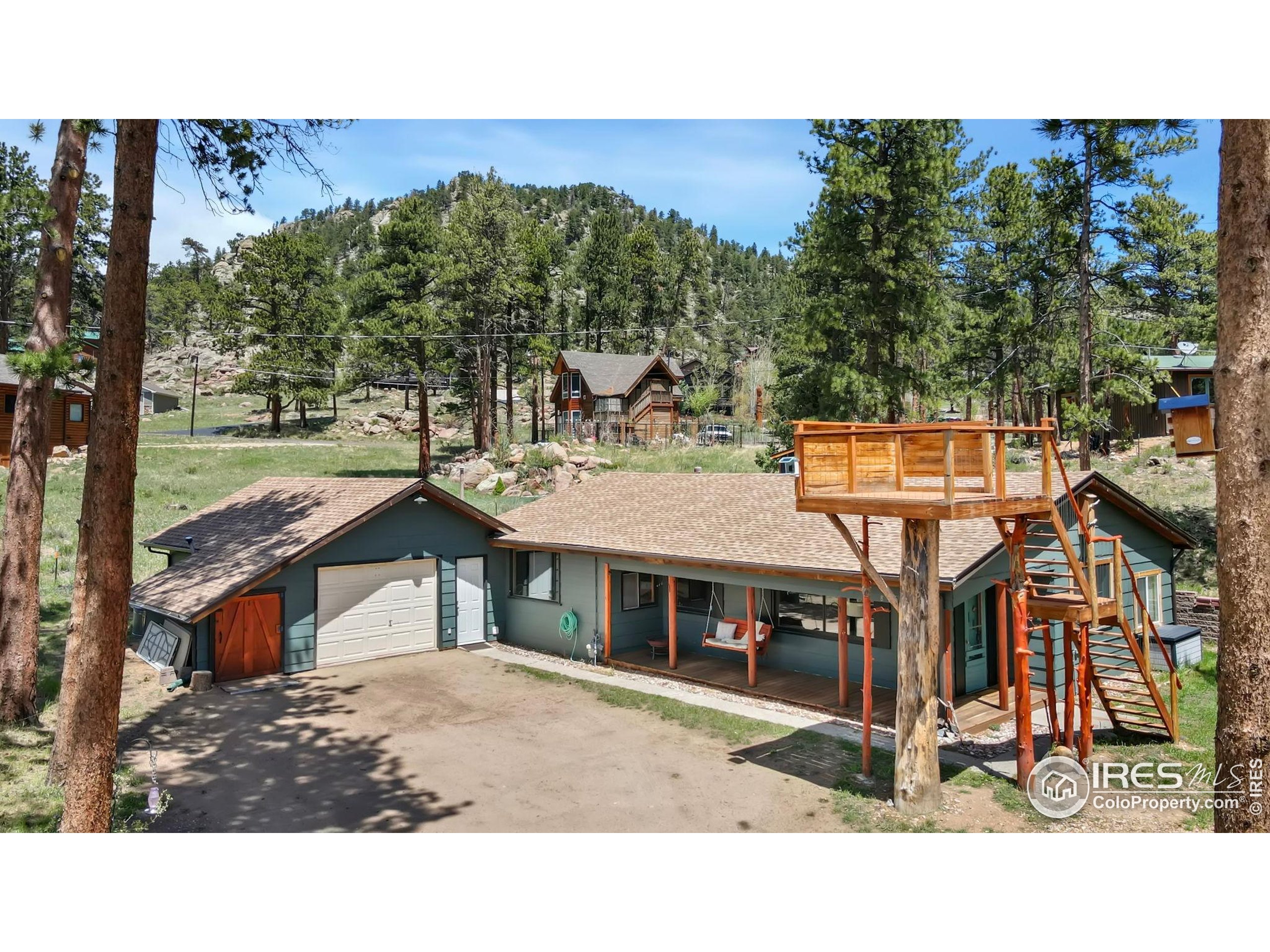 810 Larkspur Rd