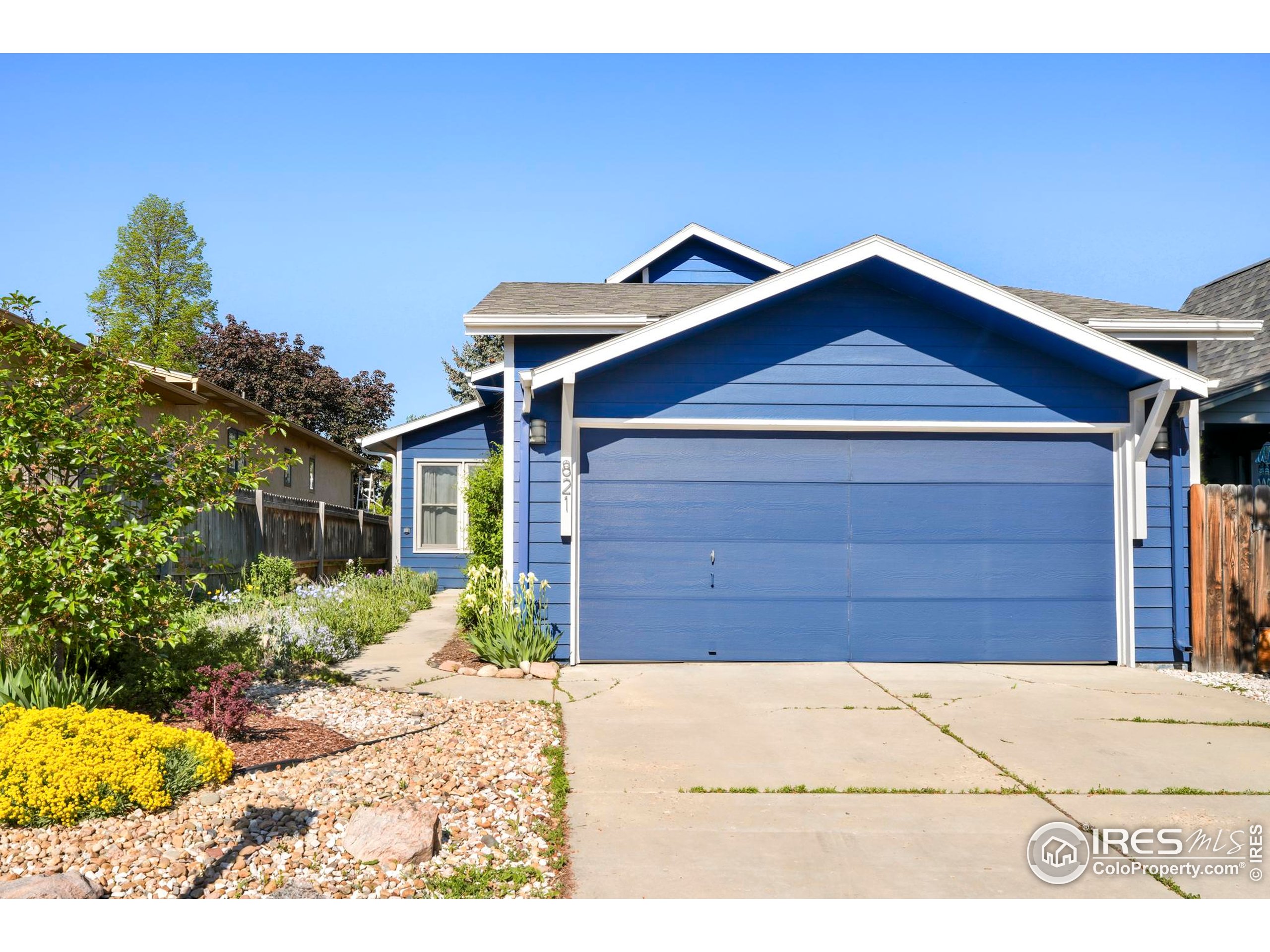 821 Hayden Ct
