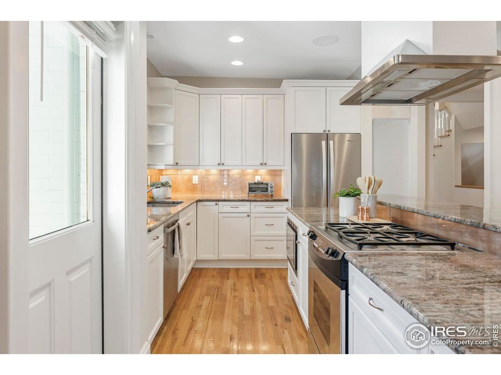 Photo of 833 Spruce St, Boulder, CO 80302 (MLS # 1024293)