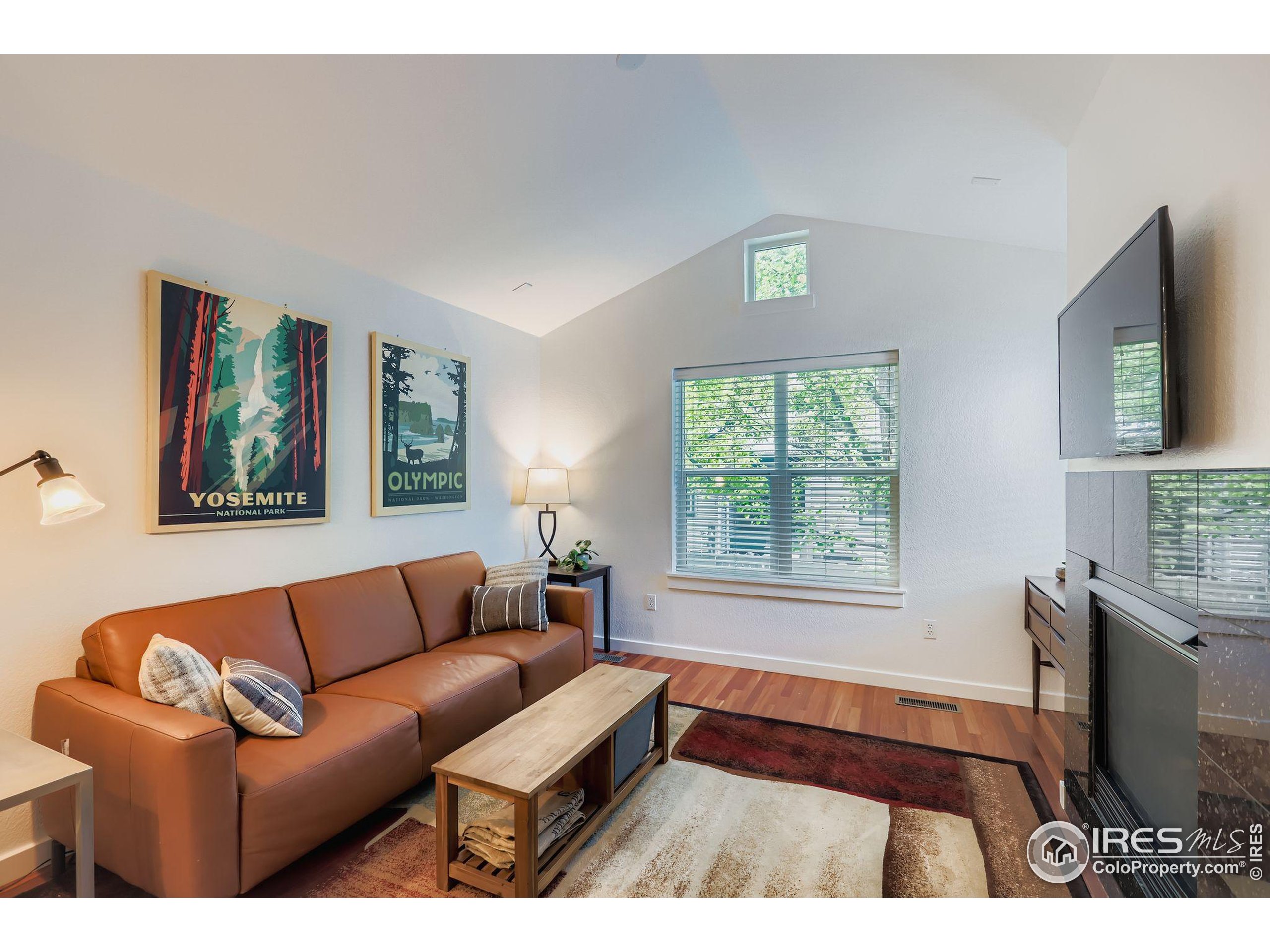187 Rendezvous Dr