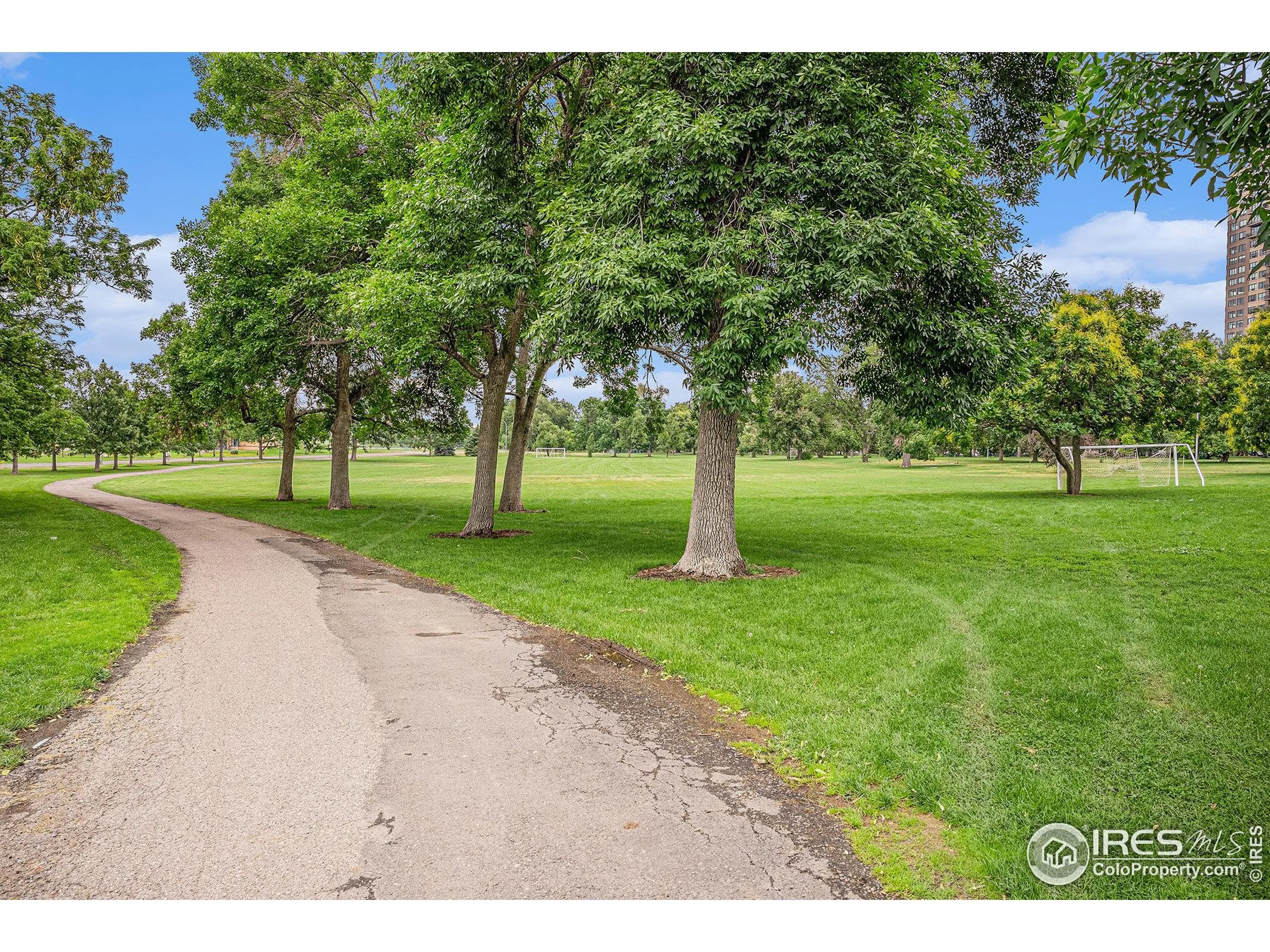 Denver, Colorado 80206, United States, 1 Bedroom Bedrooms, ,1 BathroomBathrooms,Residential,Active,174080