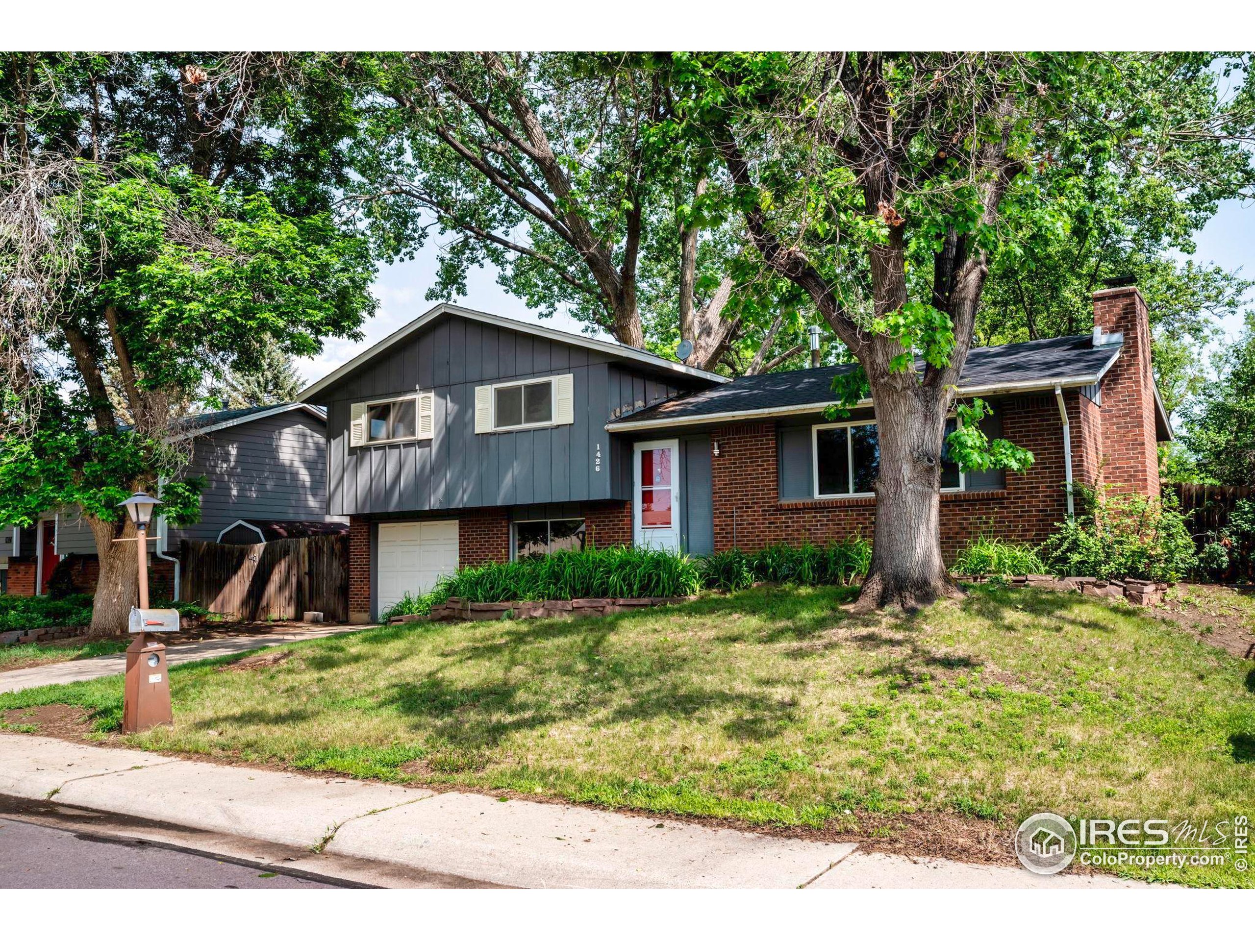 1426 Brookfield Dr