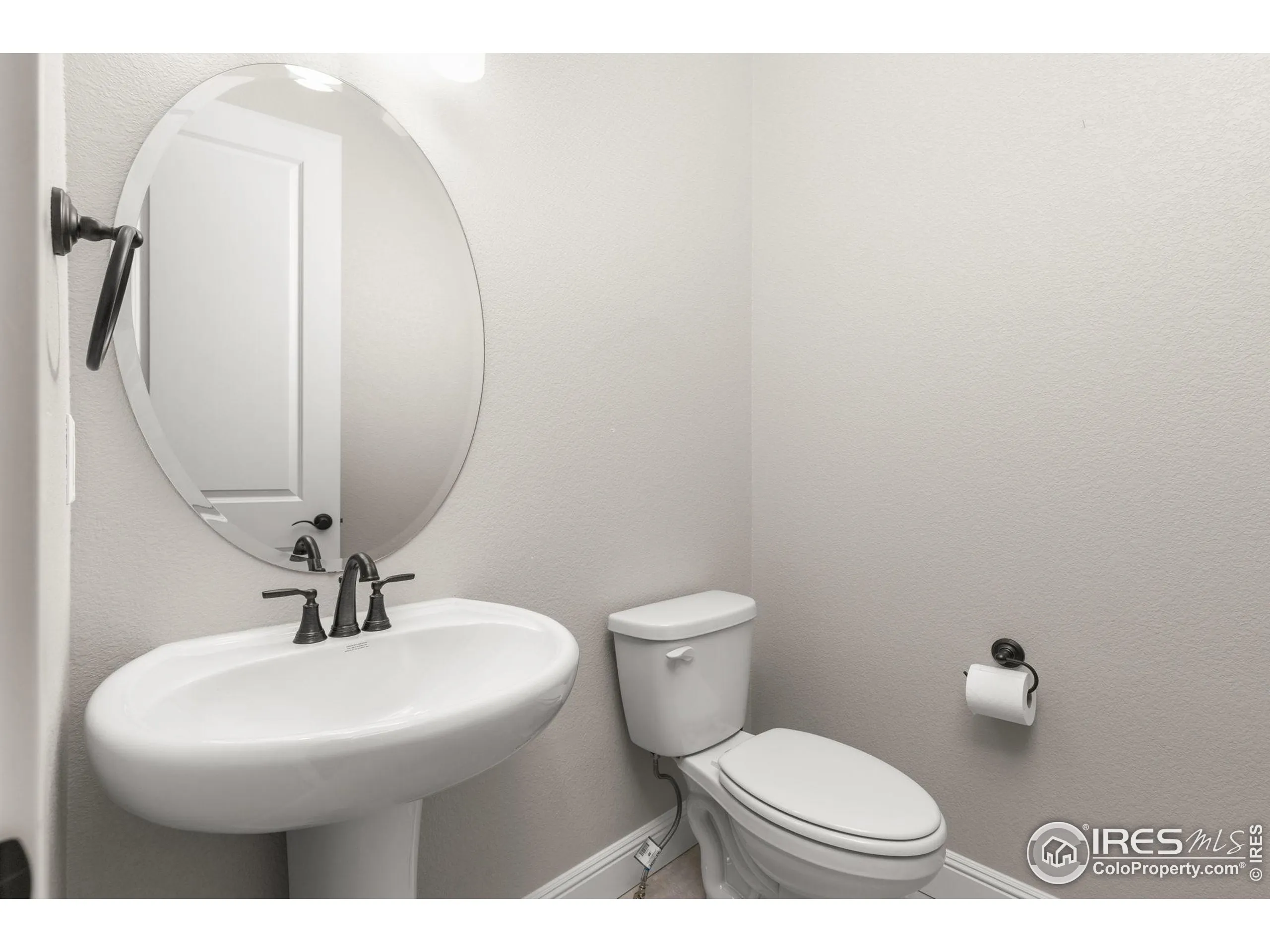 Berthoud, Colorado 80513, United States, 3 Bedrooms Bedrooms, ,4 BathroomsBathrooms,Residential,Active,38447