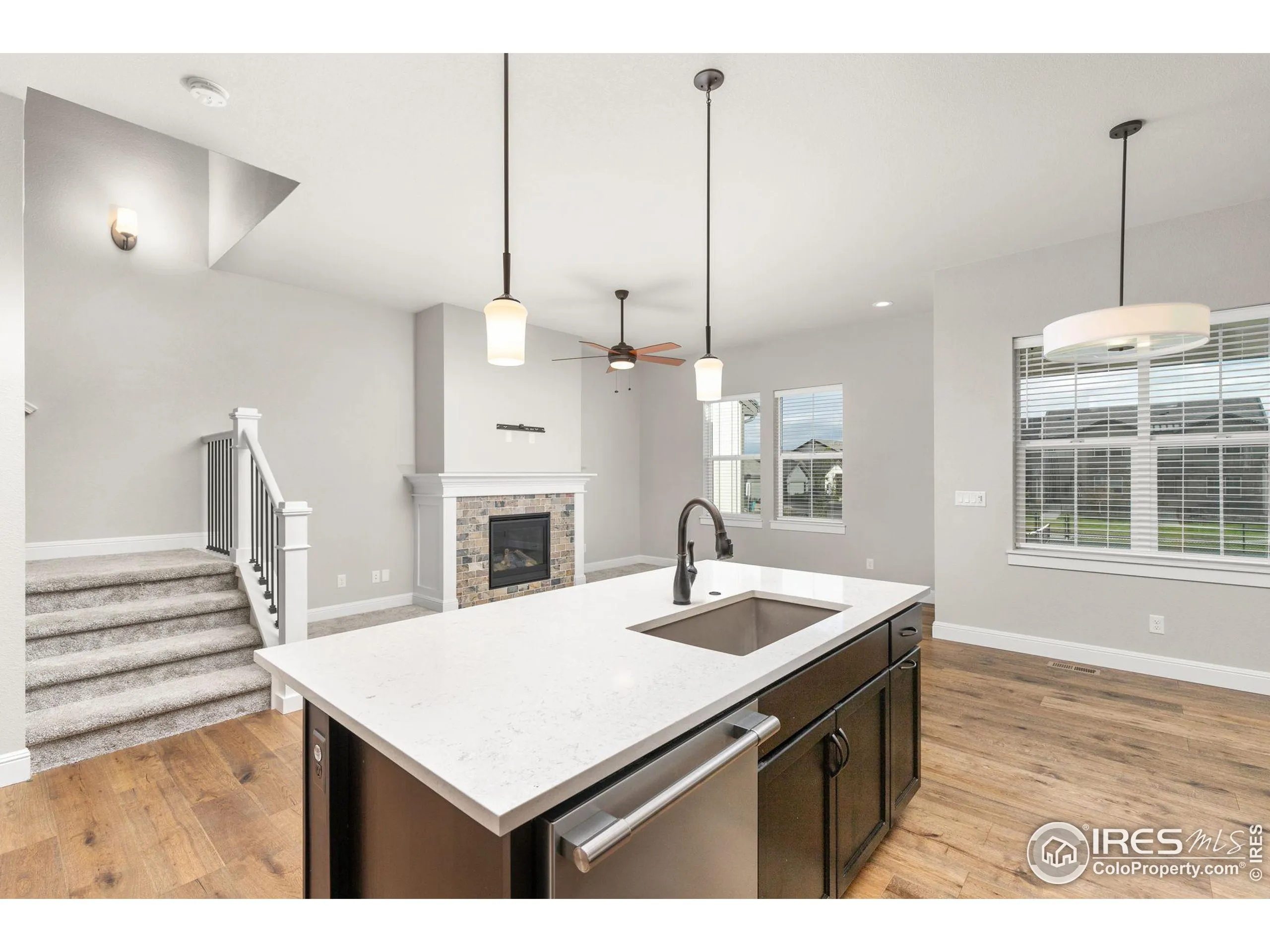 Berthoud, Colorado 80513, United States, 3 Bedrooms Bedrooms, ,4 BathroomsBathrooms,Residential,Active,38447