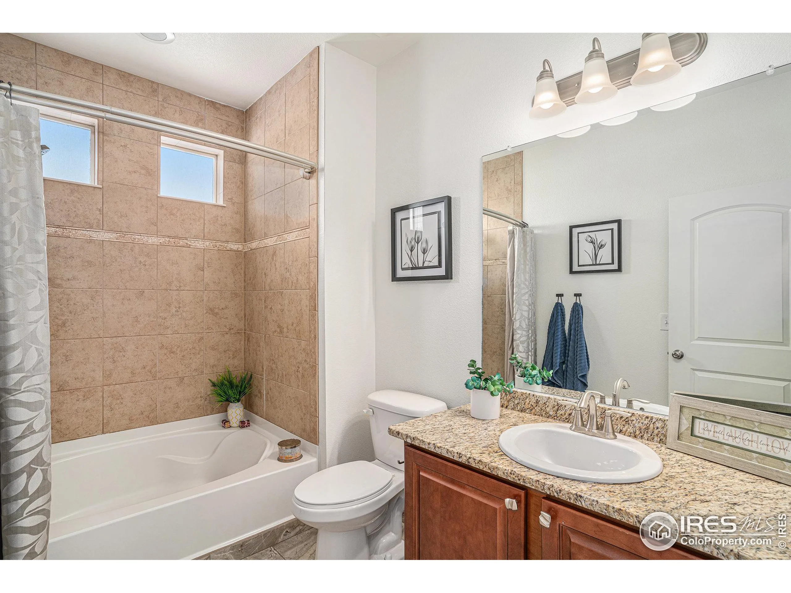 Johnstown, Colorado 80534, United States, 3 Bedrooms Bedrooms, ,3 BathroomsBathrooms,Residential,Active,572