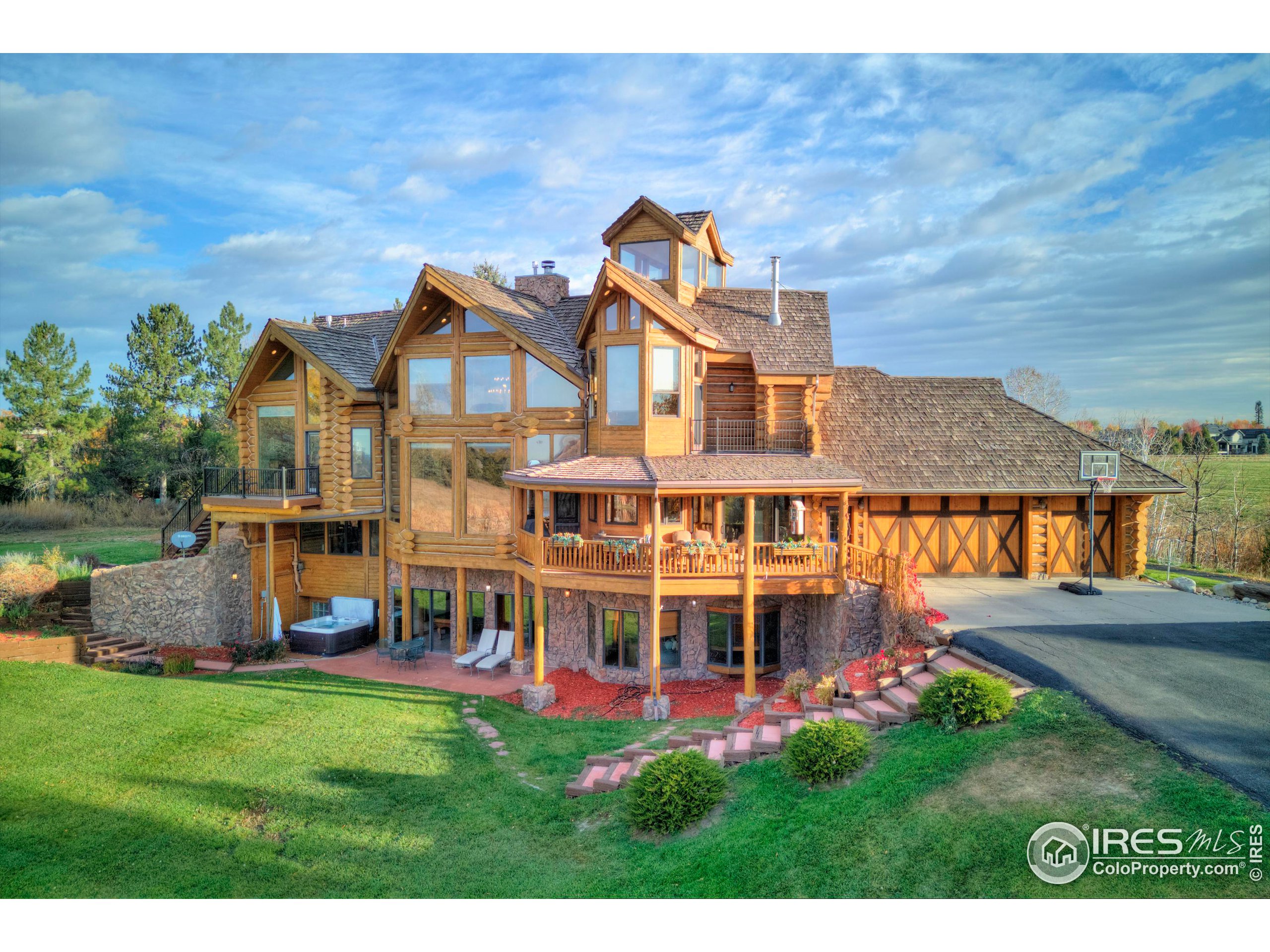 3480 Egret Ln
