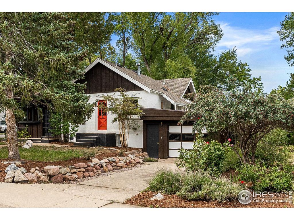 Photo of 2003 Bluebell Ave, Boulder, CO 80302 (MLS # 1040167)