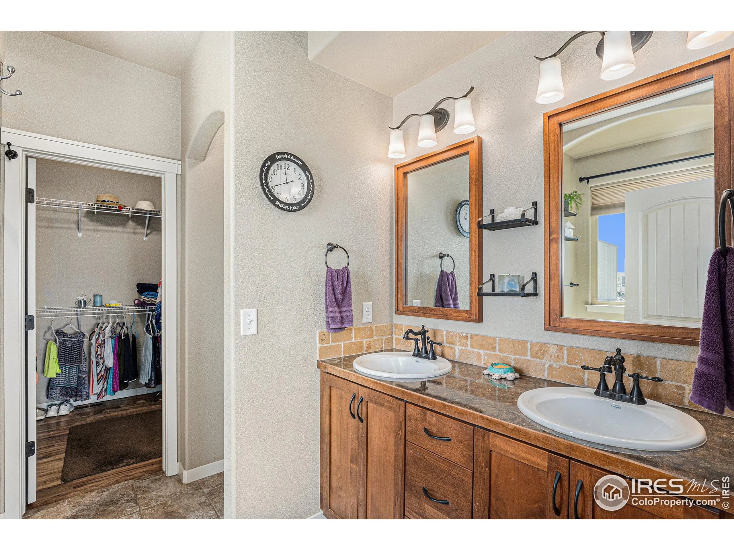 Wiggins, Colorado 80654, United States, 5 Bedrooms Bedrooms, ,3 BathroomsBathrooms,Residential,Pending,14172