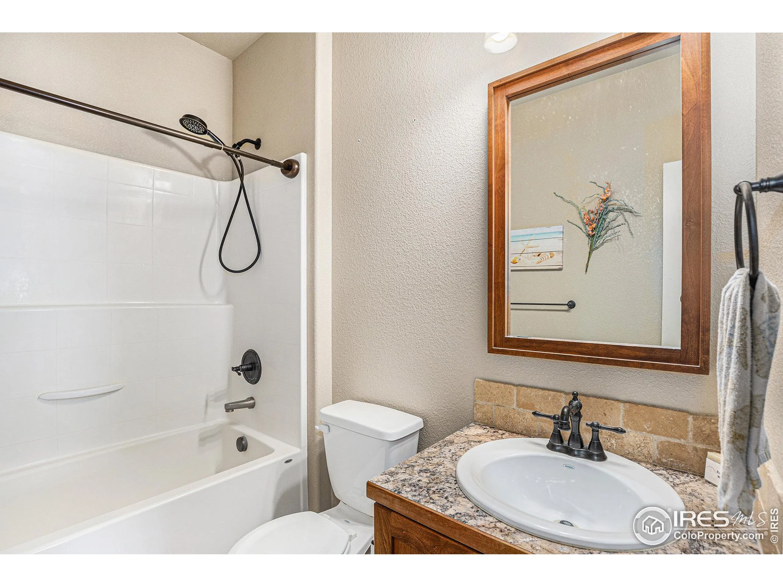 Wiggins, Colorado 80654, United States, 5 Bedrooms Bedrooms, ,3 BathroomsBathrooms,Residential,Pending,14172