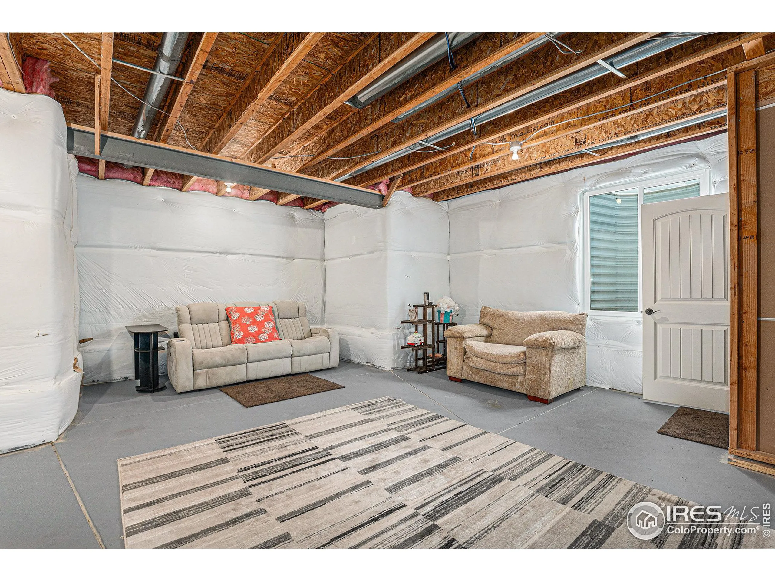 Wiggins, Colorado 80654, United States, 5 Bedrooms Bedrooms, ,3 BathroomsBathrooms,Residential,Pending,14172