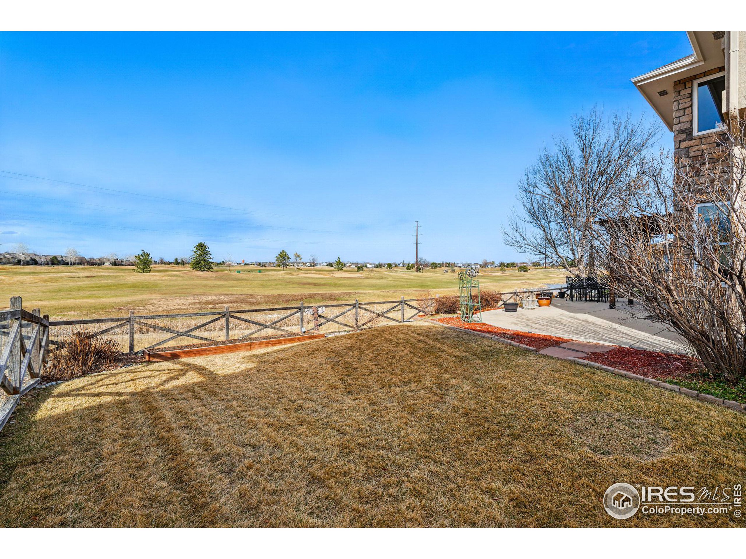 1145 Wyndemere Cir