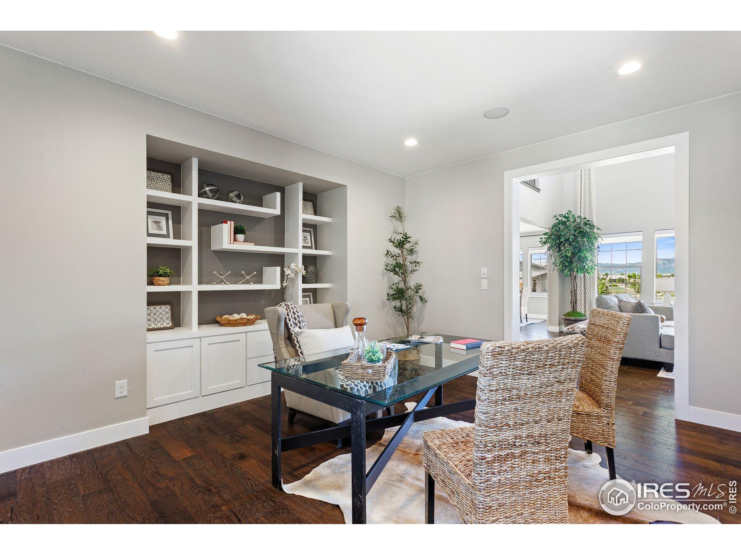16069 Pikes Peak Dr