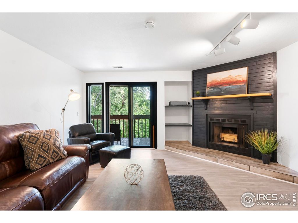 Photo of 2805 Sundown Ln 212, Boulder, CO 80303 (MLS # 1040453)