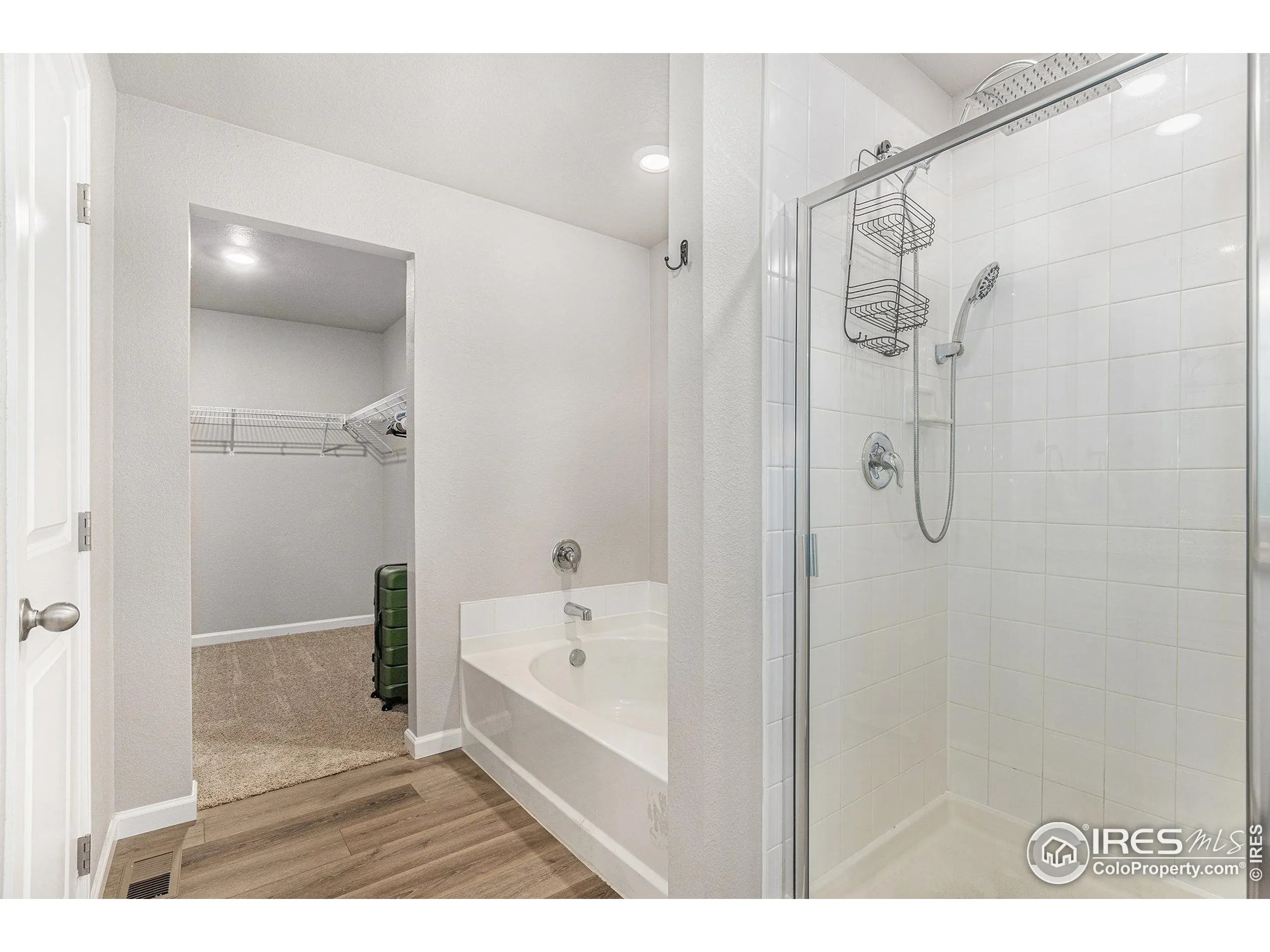 Fort Lupton, Colorado 80621, United States, 4 Bedrooms Bedrooms, ,3 BathroomsBathrooms,Residential,Active,81254