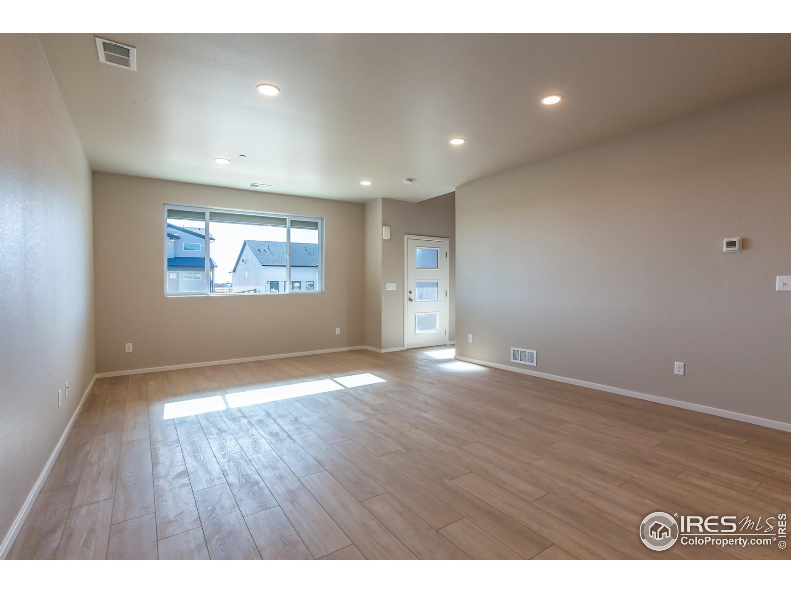 Photo 3 of 34 of 6825 4th St Rd 2 townhome