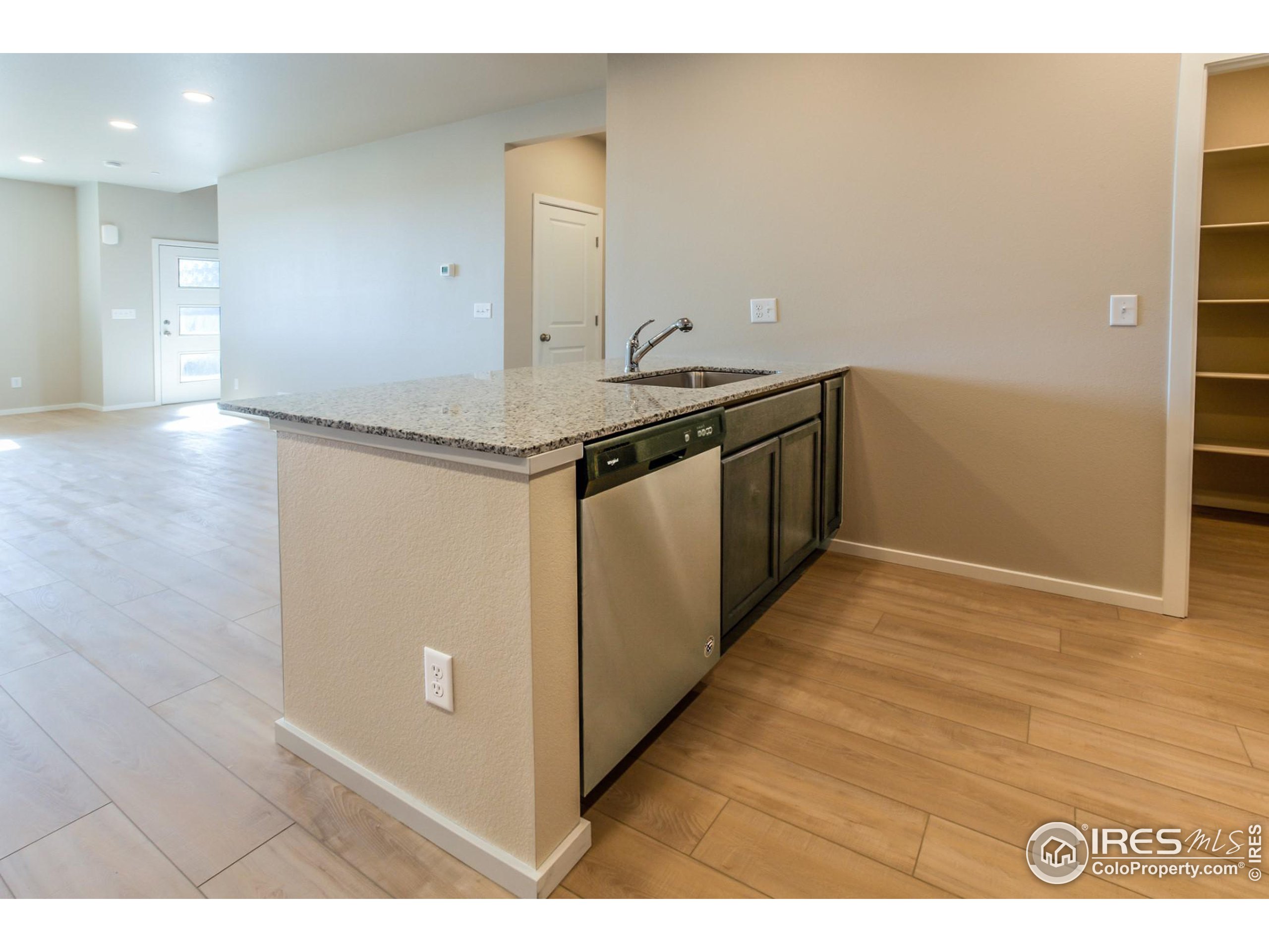 Photo 16 of 34 of 6825 4th St Rd 2 townhome