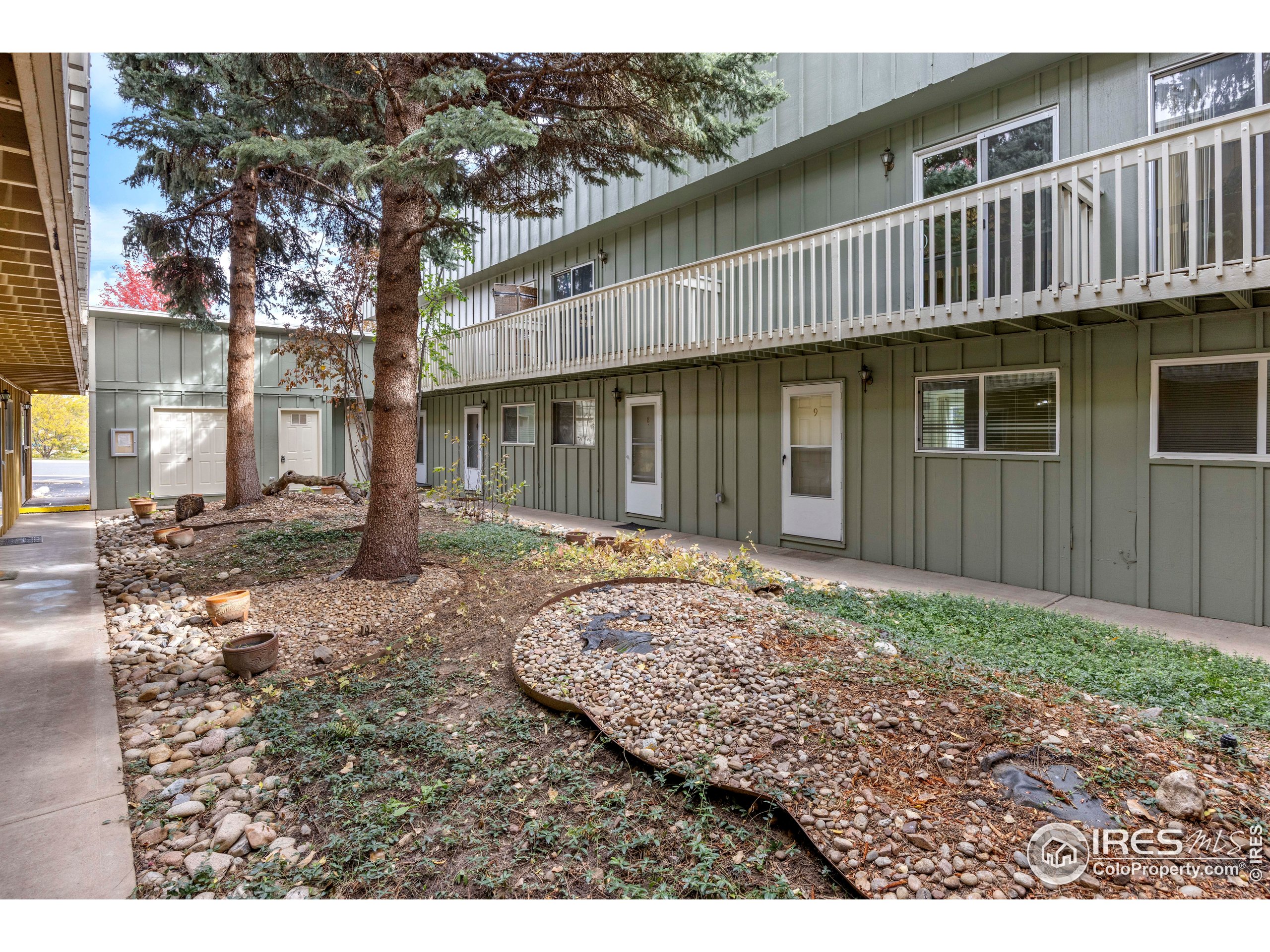 1615 Cottonwood Dr