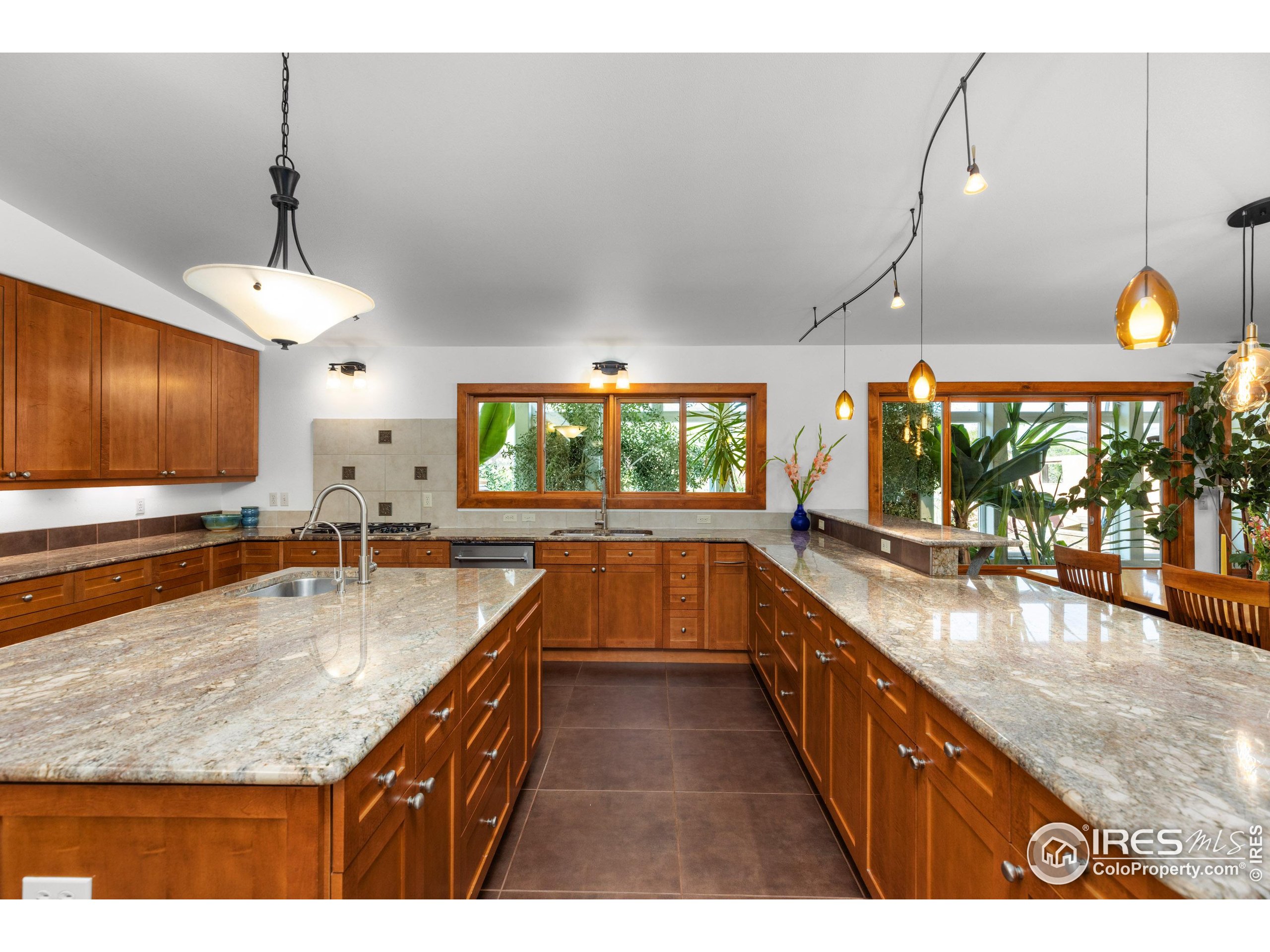 108 Lonestar Rd