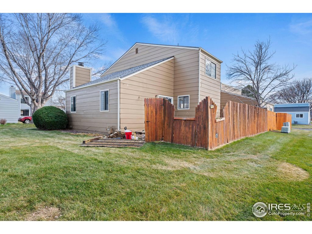 Photo of 990 W 133rd Cir B, Denver, CO 80234 (MLS # 1048456)