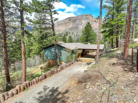 4 Porphyry Vw, Jamestown, CO MLS: 1032914