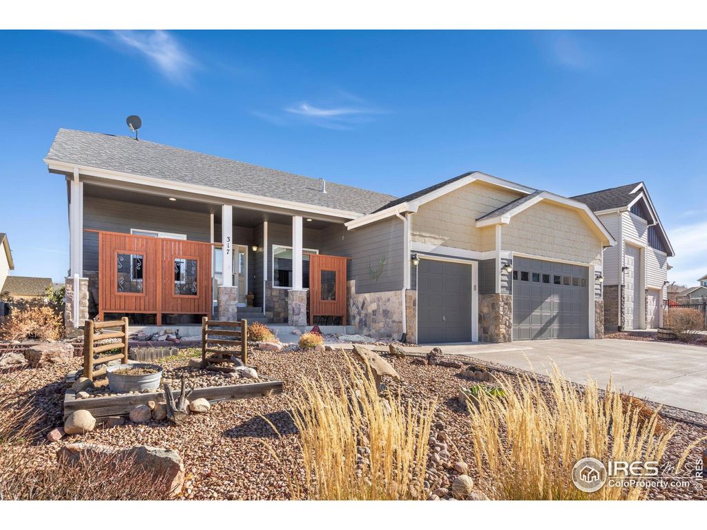 Photo of 317 Kirkland Ln, Johnstown, CO 80534 (MLS # 1047940)