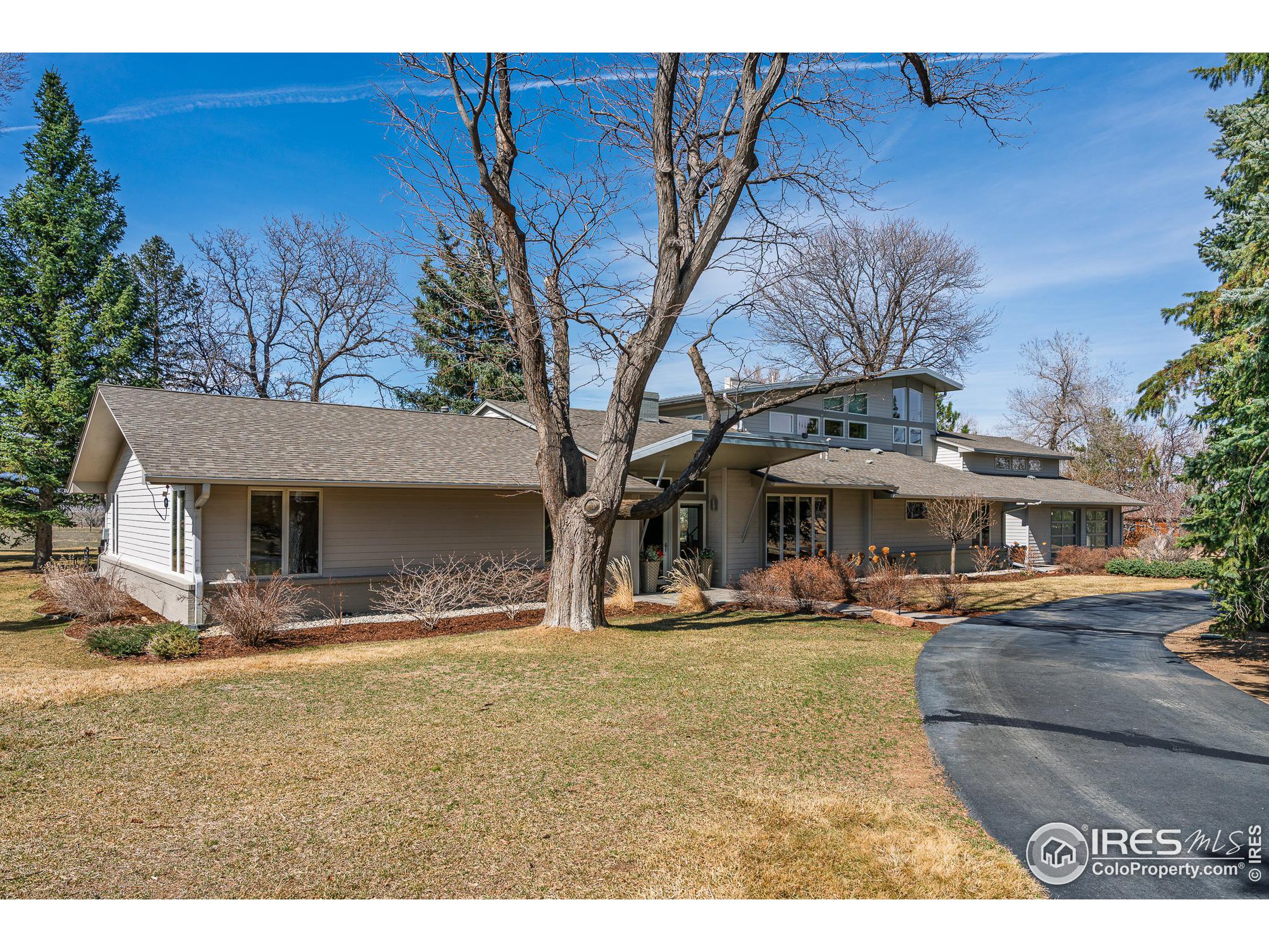 303 Sky Lark Way