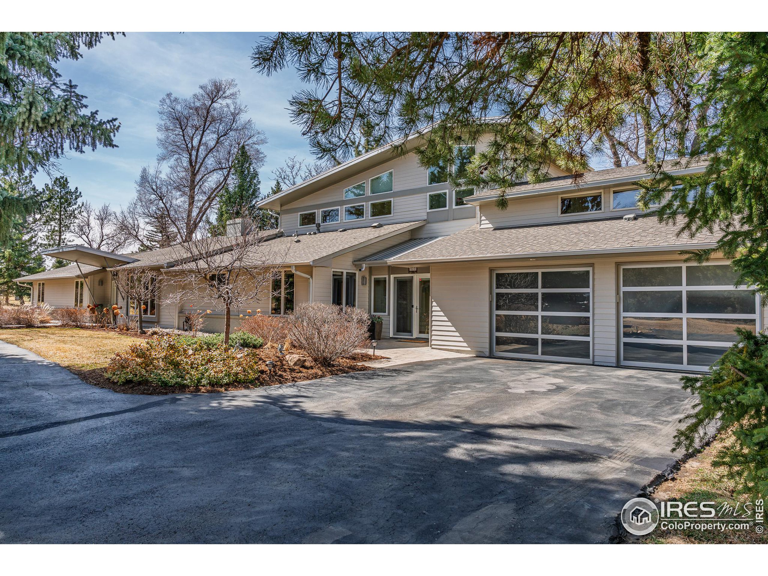 303 Sky Lark Way