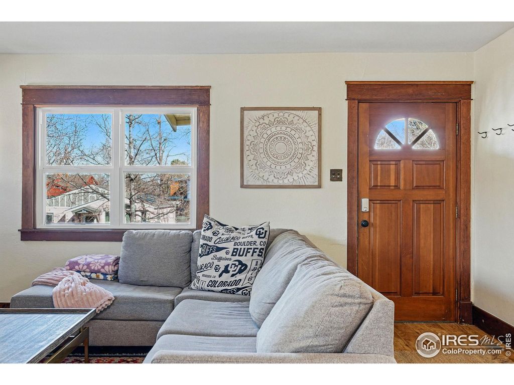 Photo of 819 9th St, Boulder, CO 80302 (MLS # 1028472)