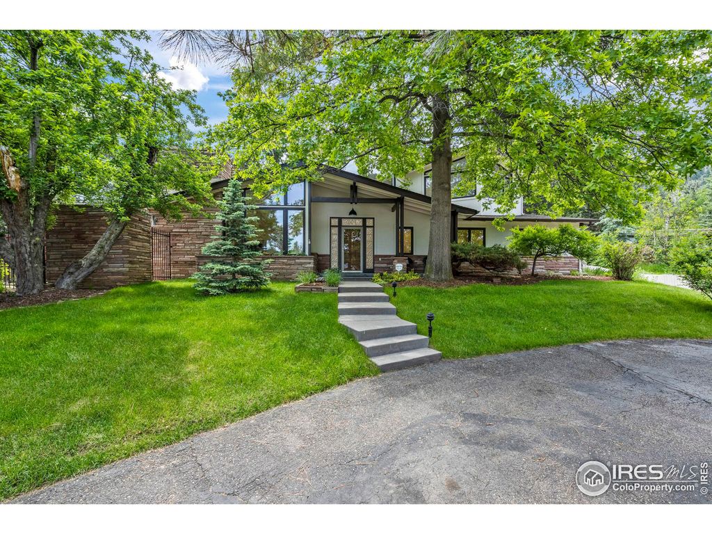 Photo of 710 Willowbrook Rd, Boulder, CO 80302 (MLS # 996306)