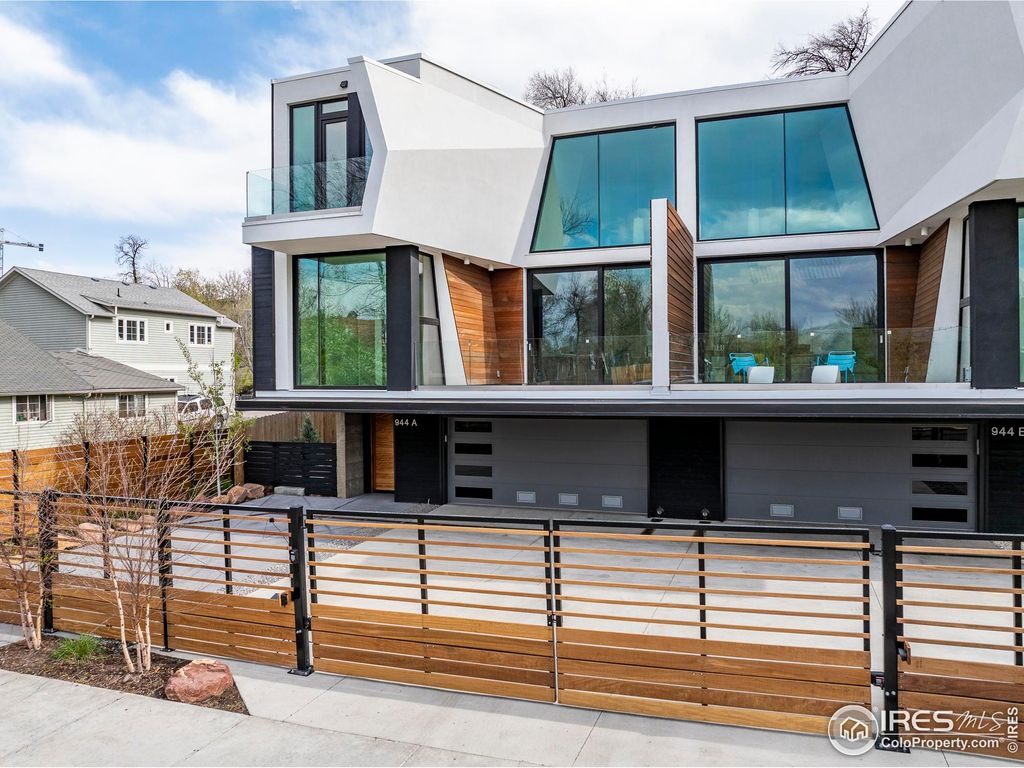 Photo of 944 Arapahoe Ave A, Boulder, CO 80302 (MLS # 1035124)