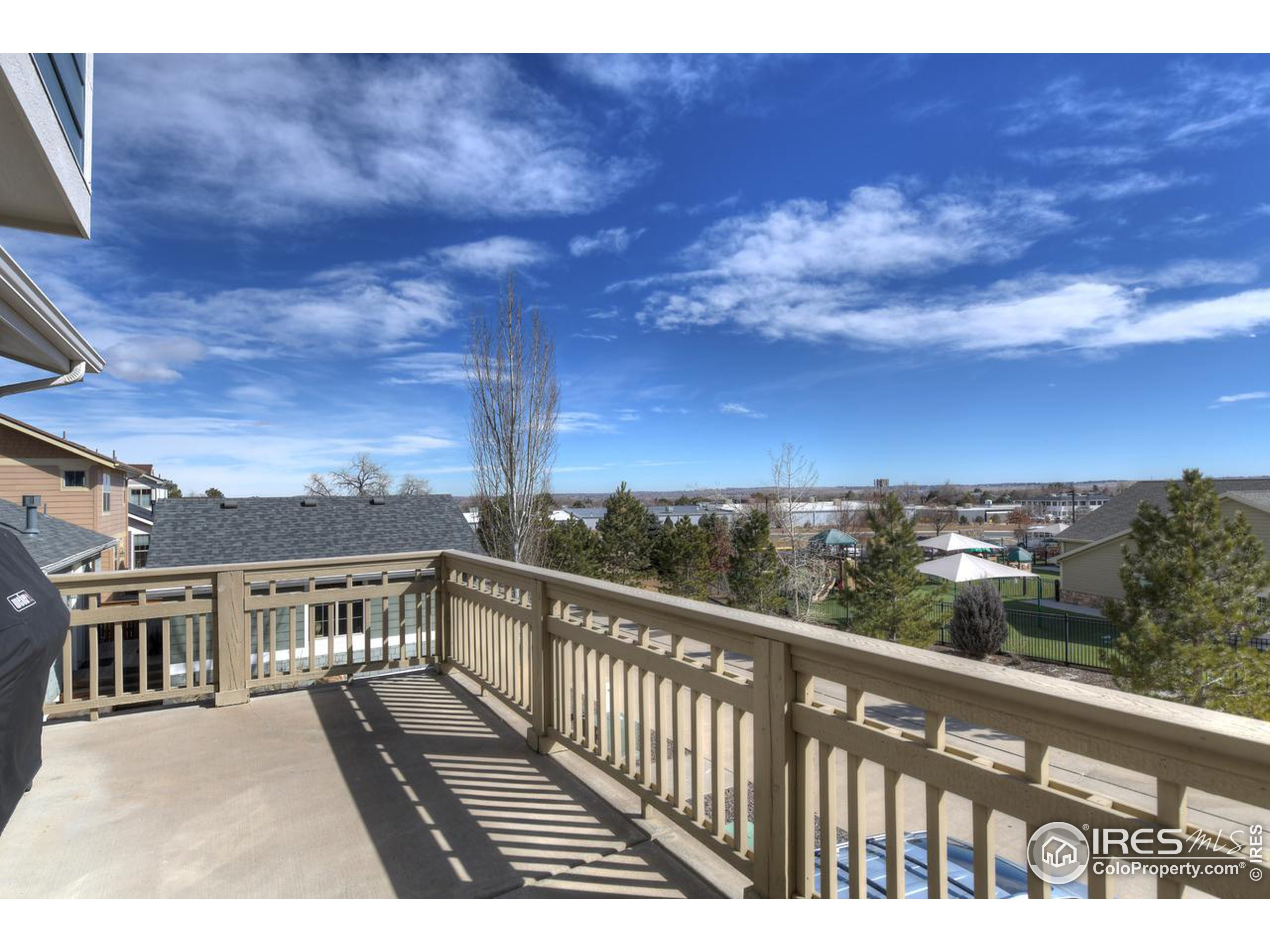 Photo 11 of 28 of 1544 Cottonwood Ave townhome