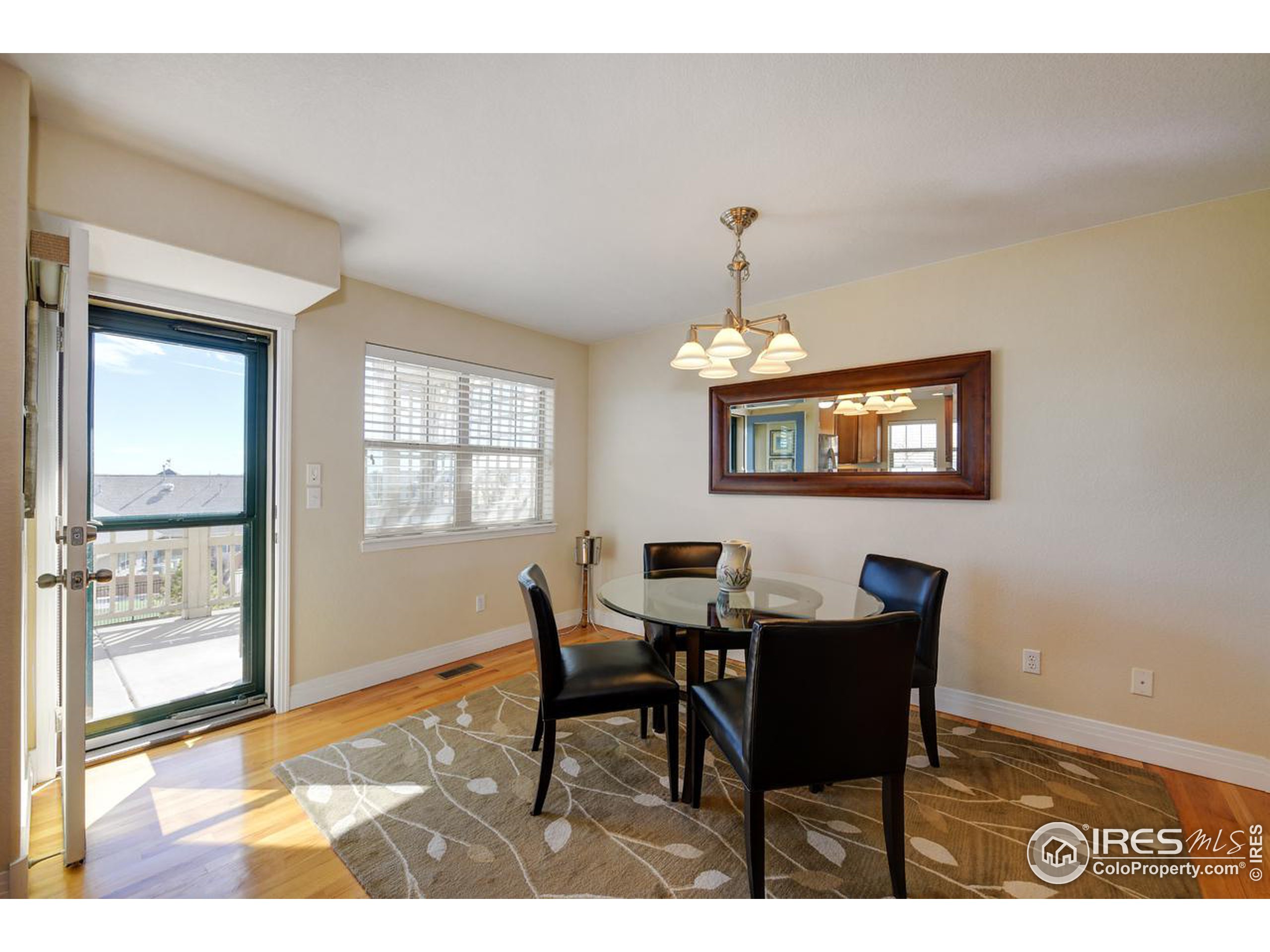 Photo 8 of 28 of 1544 Cottonwood Ave townhome