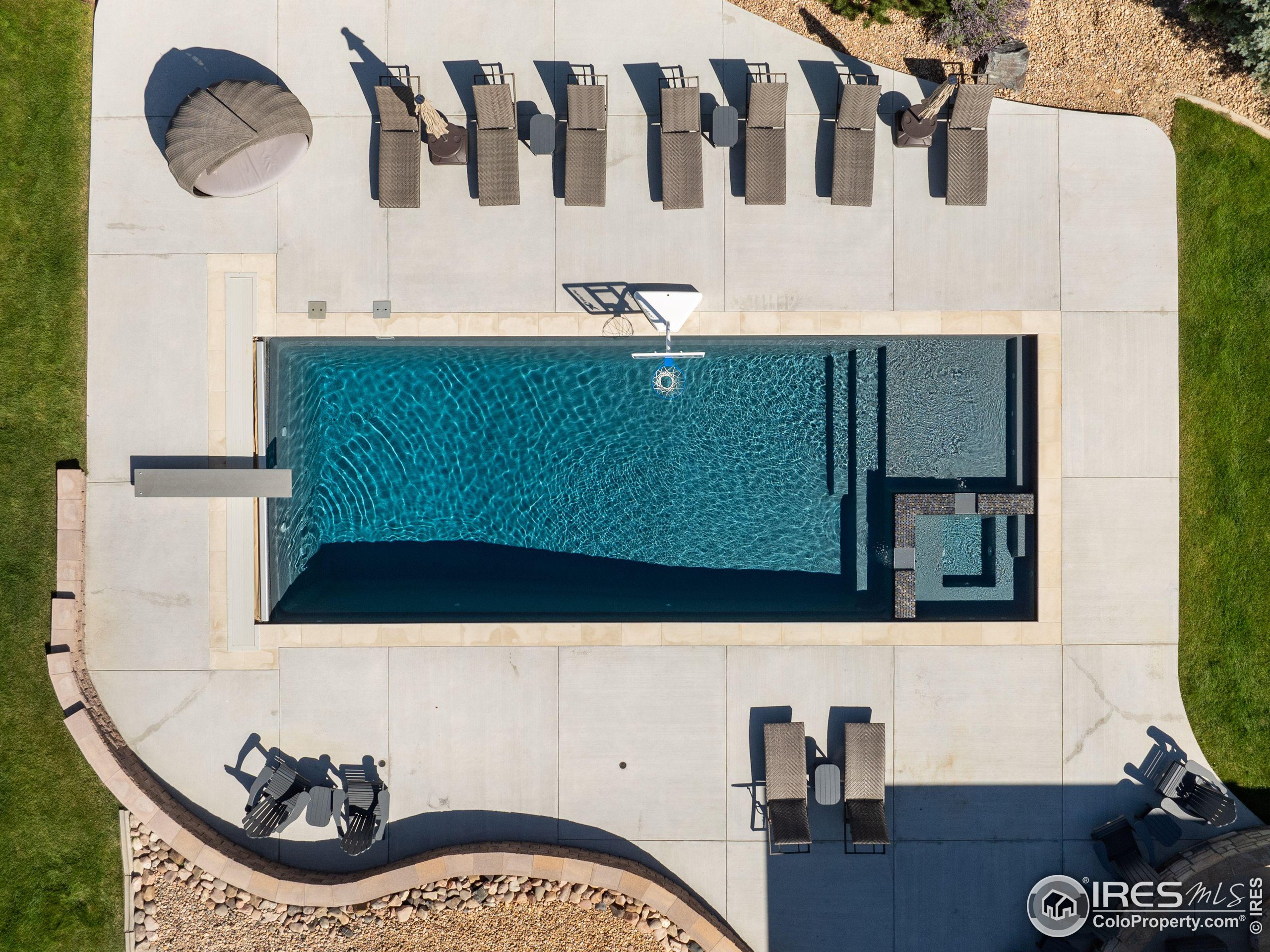 2600 High Prairie Way