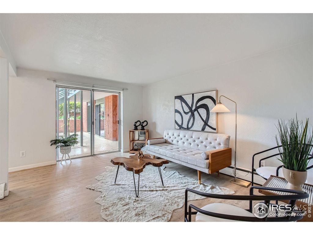 Photo of 625 Pearl St 3, Boulder, CO 80302 (MLS # 1004352)