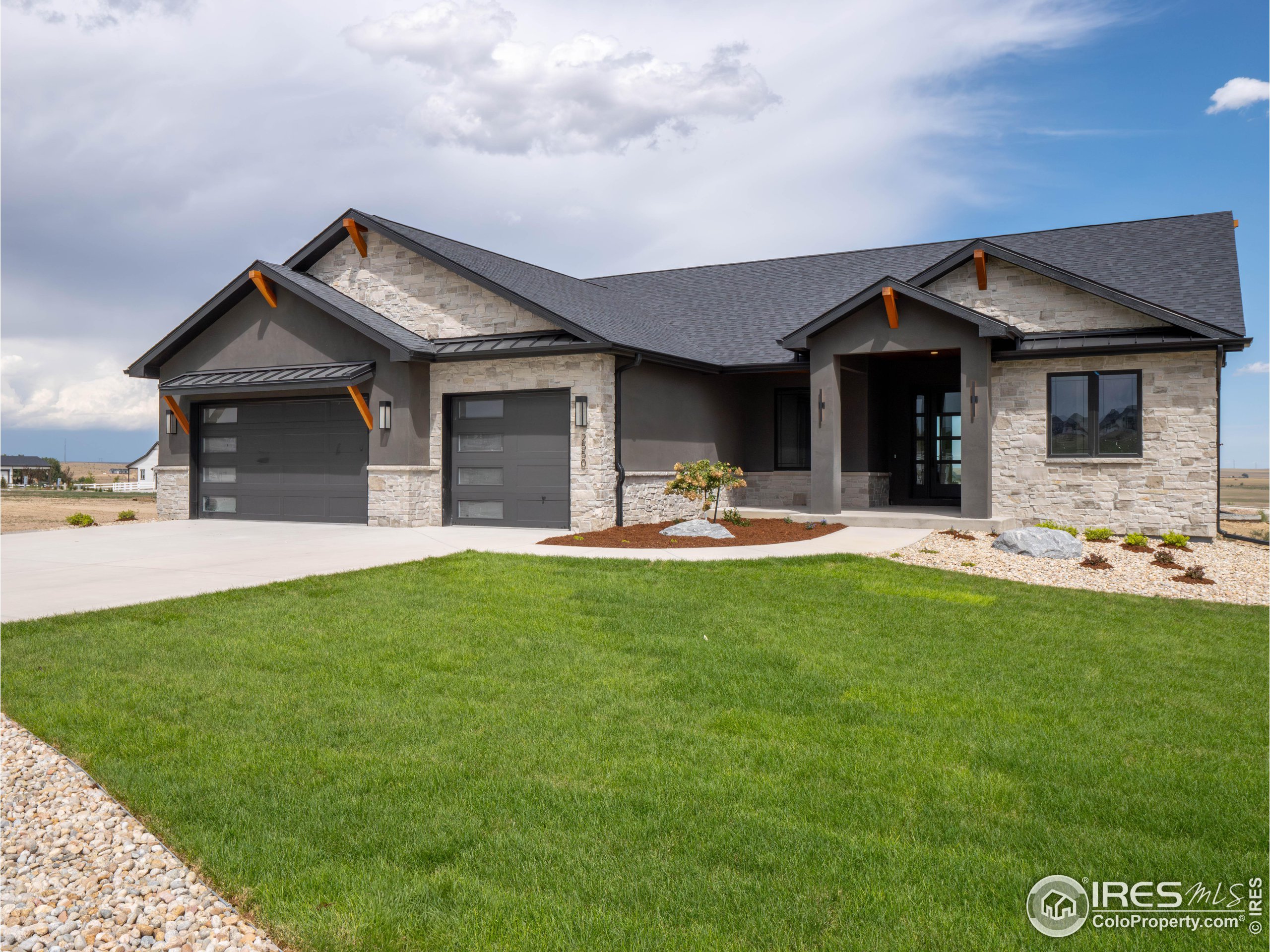 2550 Branding Iron Dr
