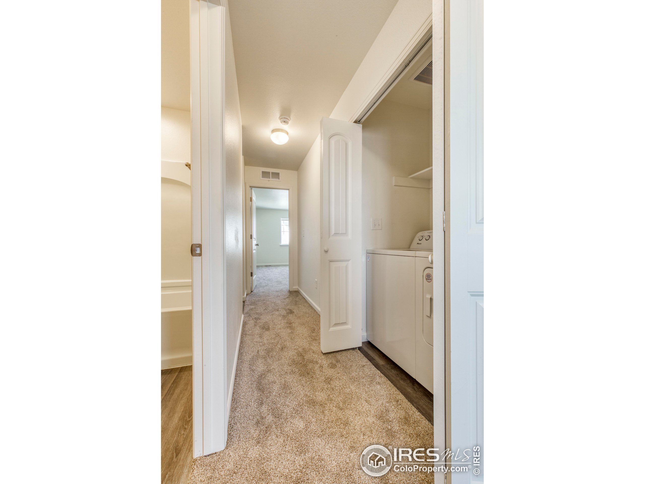 Photo 9 of 11 of 4355 24th St Rd 3702 condo