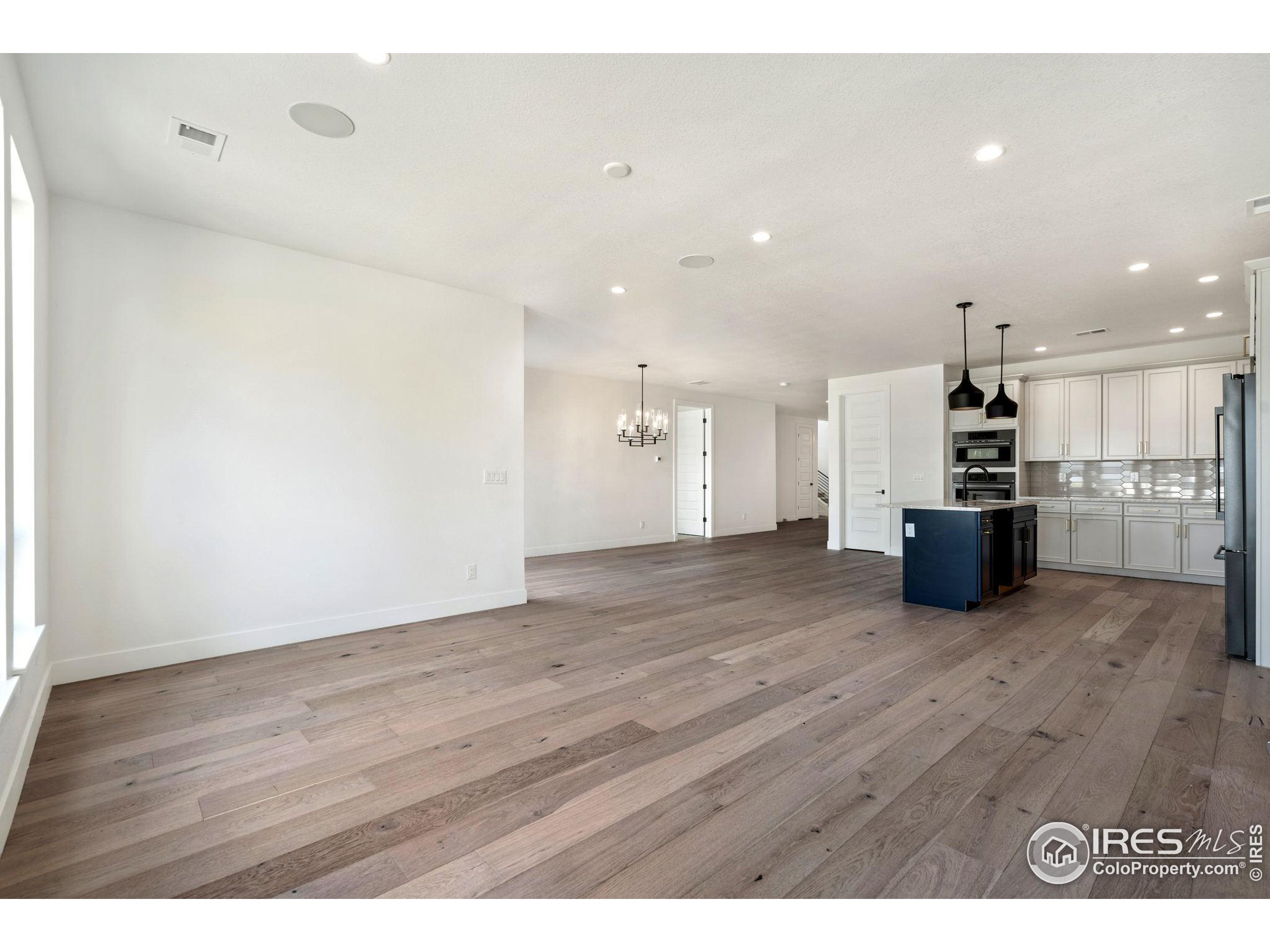 Photo 11 of 26 of 1771 Barefoot Dr house